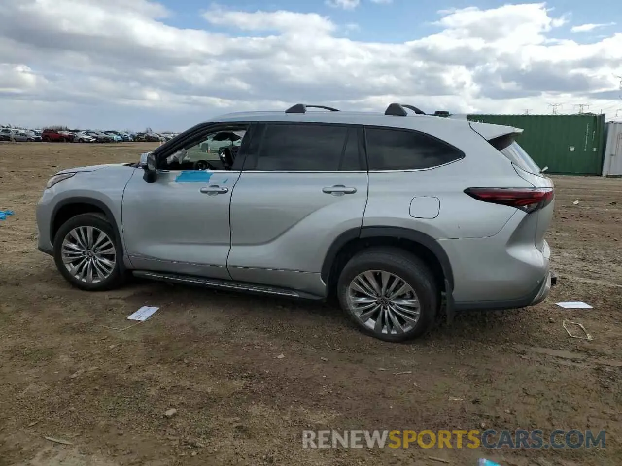 2 Фотография поврежденного автомобиля 5TDEBRCH6RS608332 TOYOTA HIGHLANDER 2024