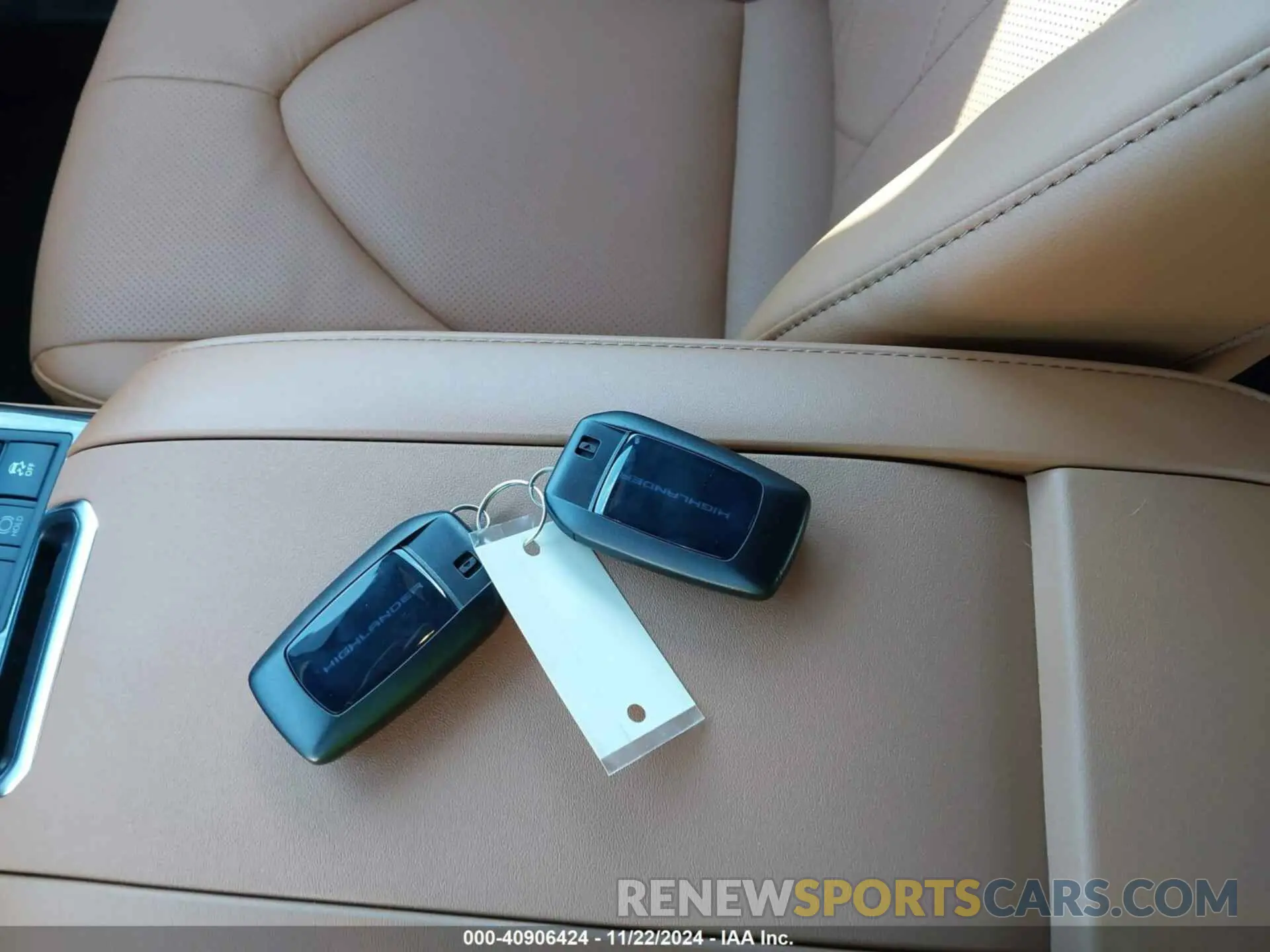 11 Фотография поврежденного автомобиля 5TDEBRCH6RS641749 TOYOTA HIGHLANDER 2024