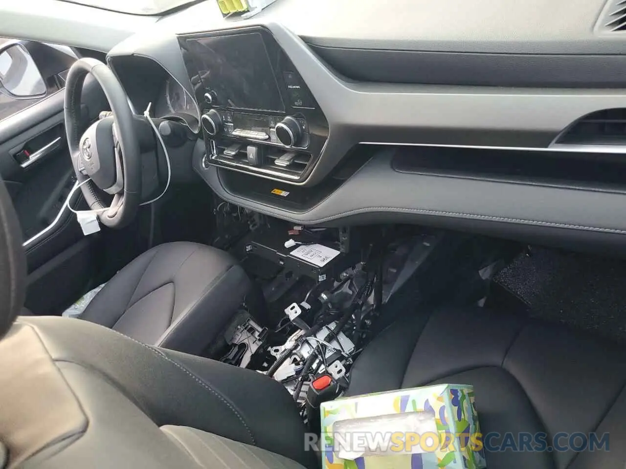 8 Фотография поврежденного автомобиля 5TDKBRCH2RS635837 TOYOTA HIGHLANDER 2024
