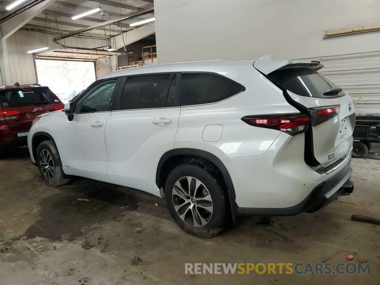 2 Photograph of a damaged car 5TDKBRCH4RS610938 TOYOTA HIGHLANDER 2024