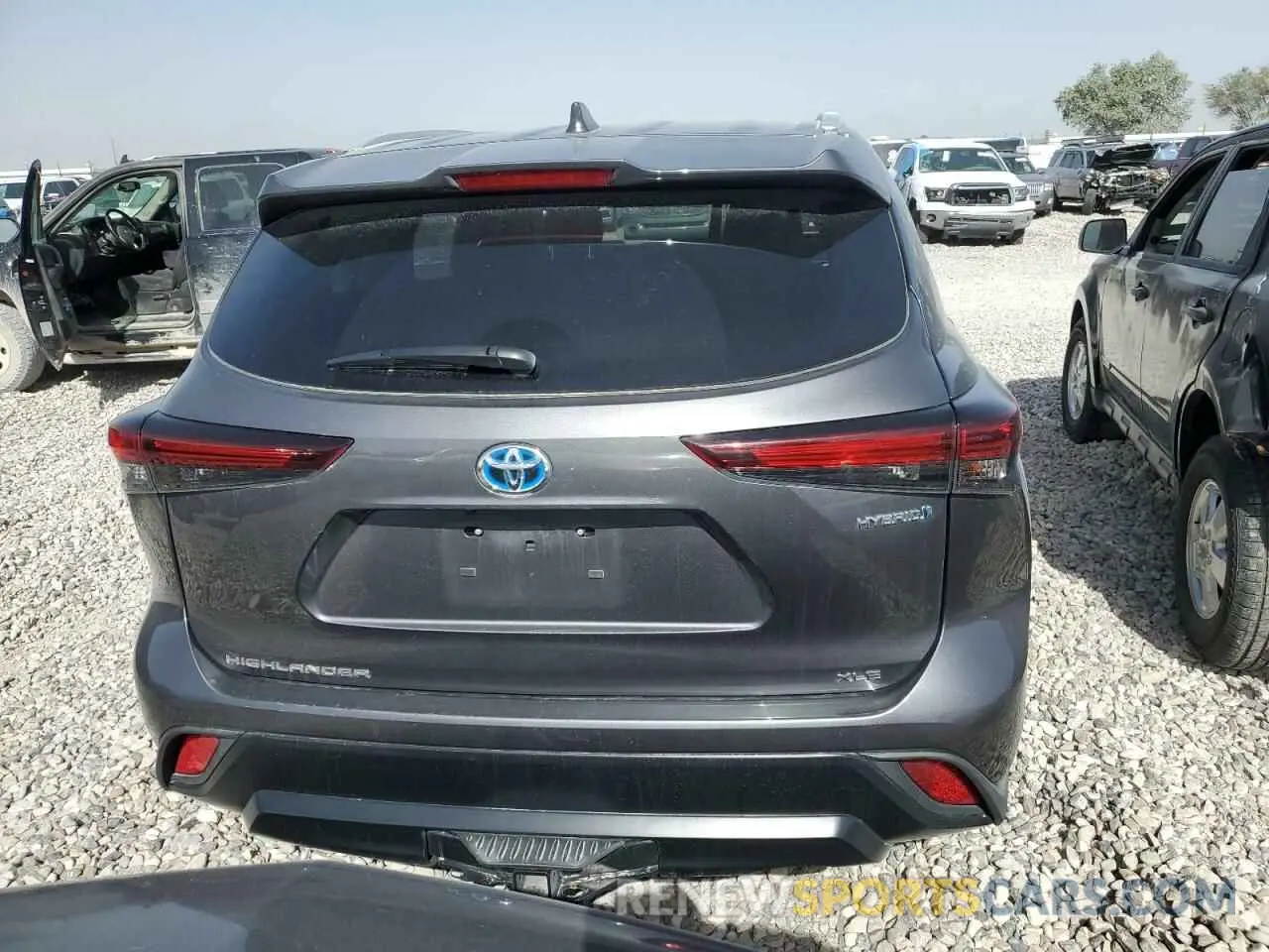 6 Photograph of a damaged car 5TDKBRCH8RS638483 TOYOTA HIGHLANDER 2024