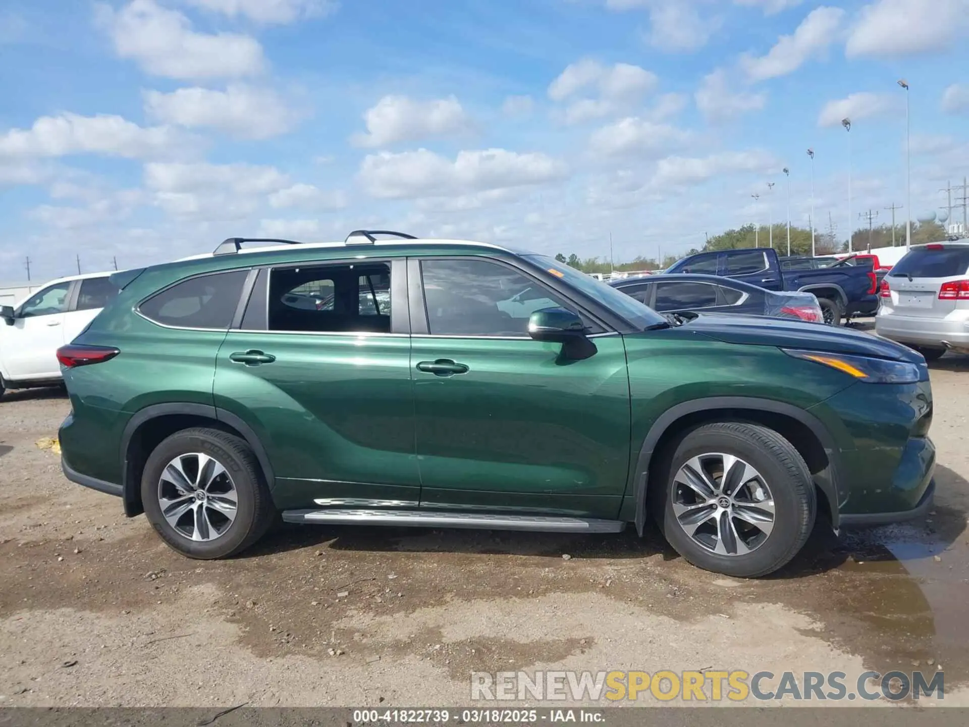 13 Фотография поврежденного автомобиля 5TDKDRAH0RS528069 TOYOTA HIGHLANDER 2024