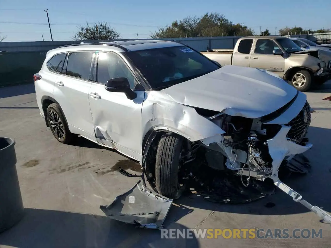 4 Фотография поврежденного автомобиля 5TDKDRAH0RS532123 TOYOTA HIGHLANDER 2024