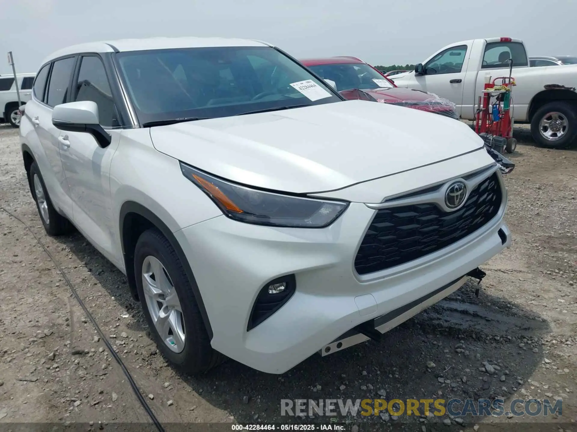 1 Фотография поврежденного автомобиля 5TDKDRAH2RS542829 TOYOTA HIGHLANDER 2024