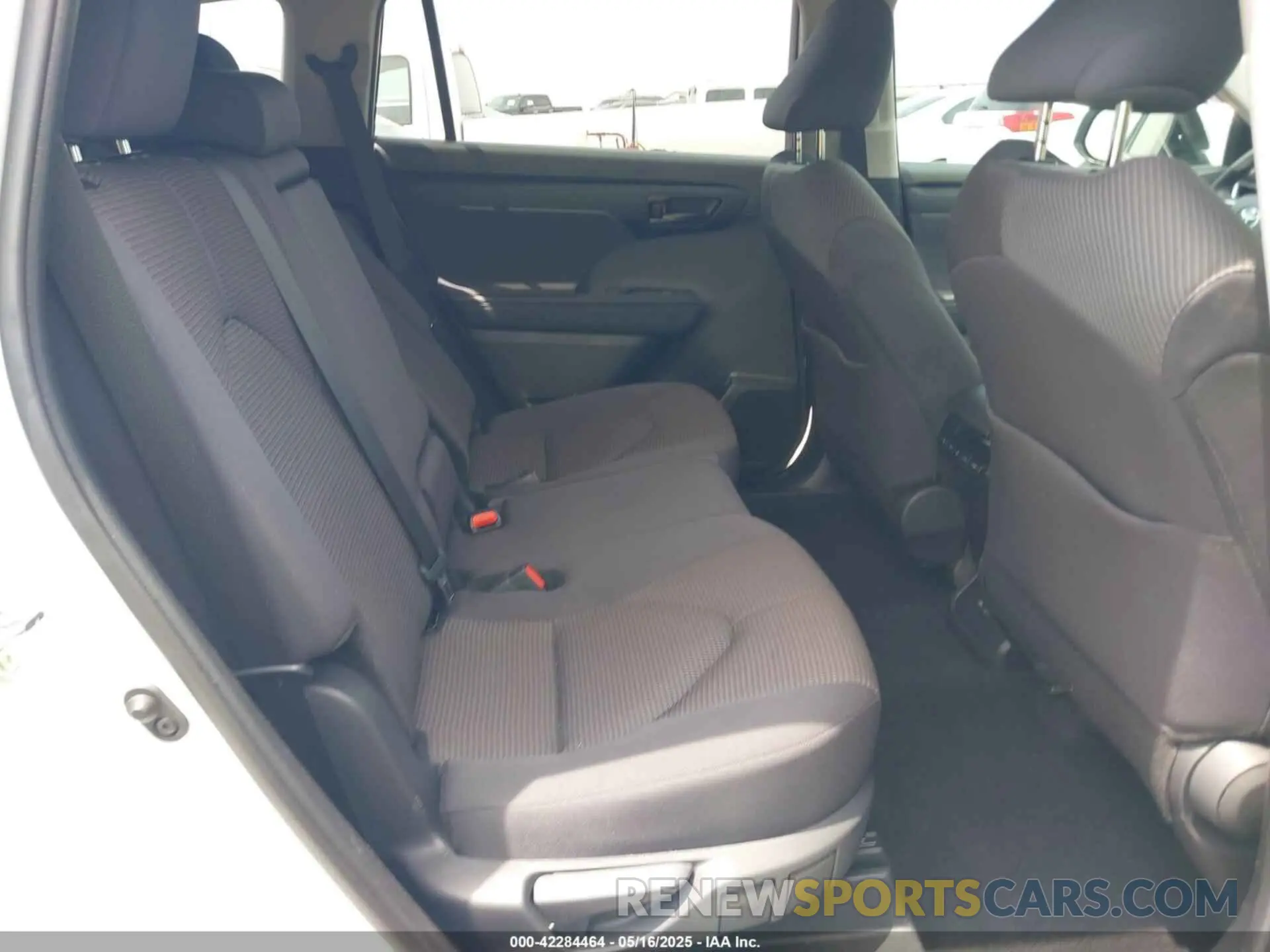 8 Фотография поврежденного автомобиля 5TDKDRAH2RS542829 TOYOTA HIGHLANDER 2024