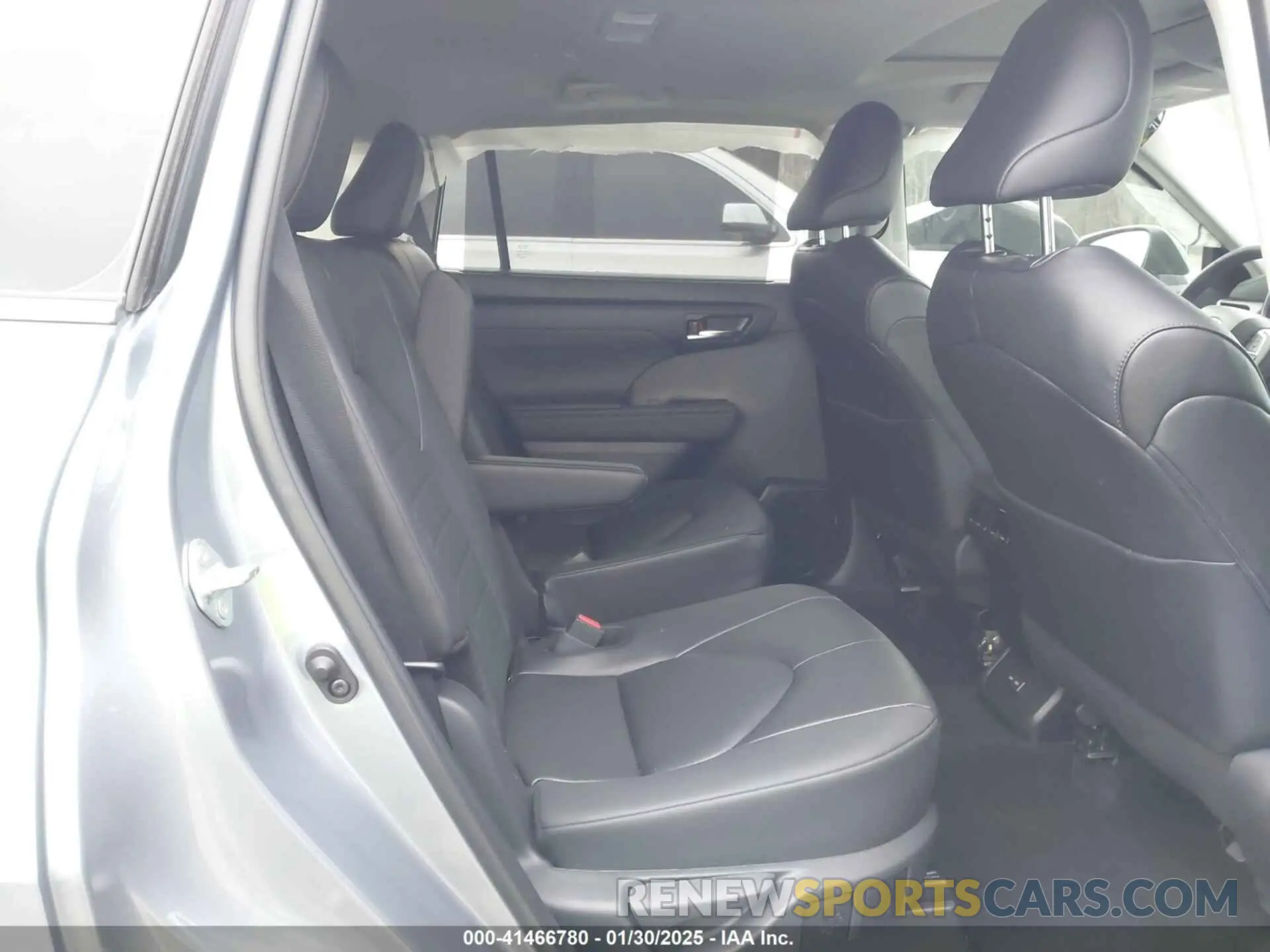 8 Фотография поврежденного автомобиля 5TDKDRAH2RS542863 TOYOTA HIGHLANDER 2024