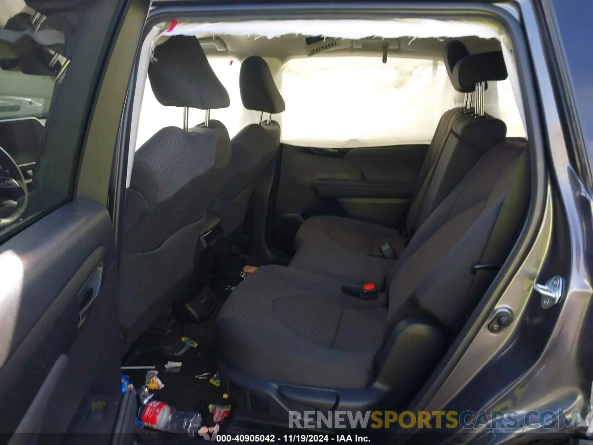 8 Photograph of a damaged car 5TDKDRAH2RS546248 TOYOTA HIGHLANDER 2024