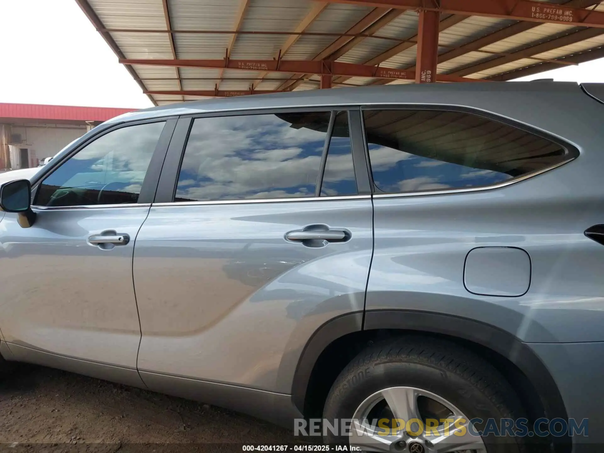 14 Photograph of a damaged car 5TDKDRAH3RS051413 TOYOTA HIGHLANDER 2024