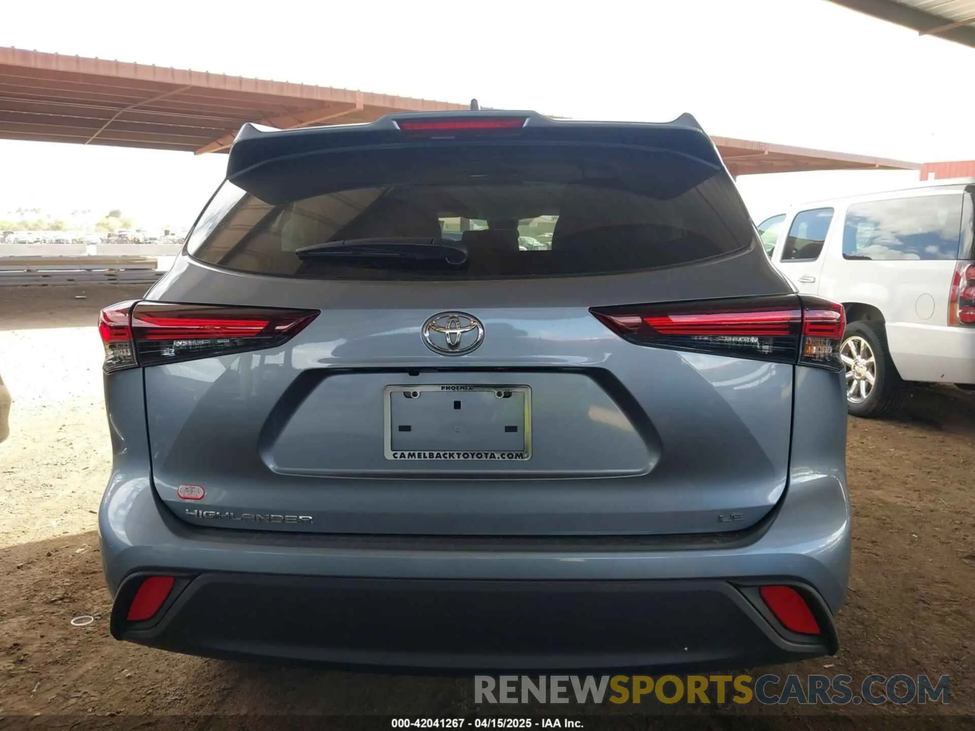 16 Photograph of a damaged car 5TDKDRAH3RS051413 TOYOTA HIGHLANDER 2024