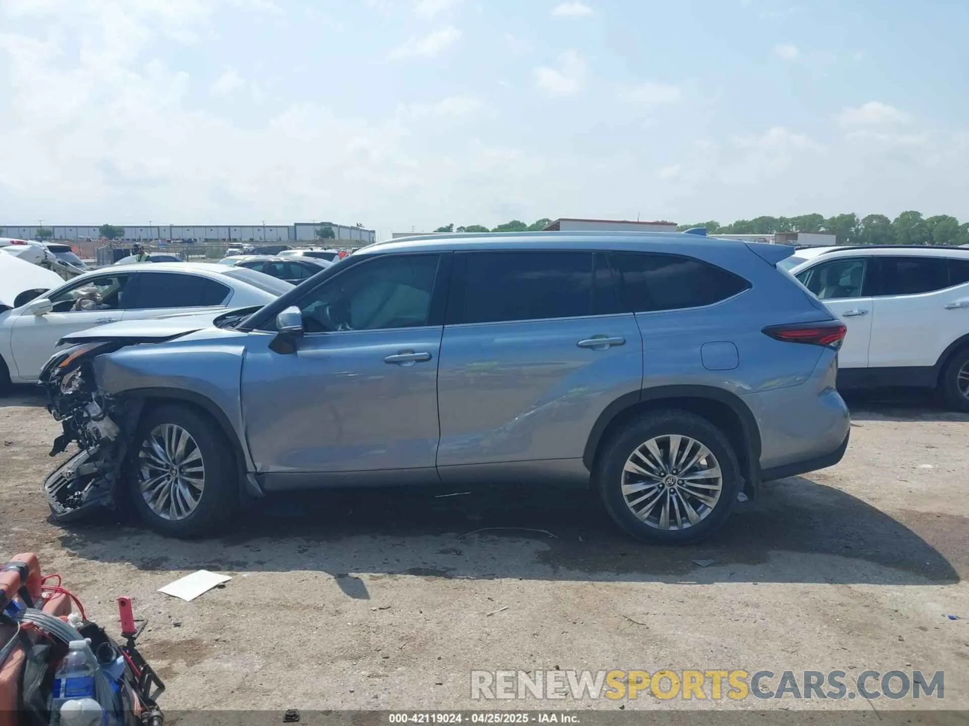 14 Фотография поврежденного автомобиля 5TDKDRAH3RS531743 TOYOTA HIGHLANDER 2024