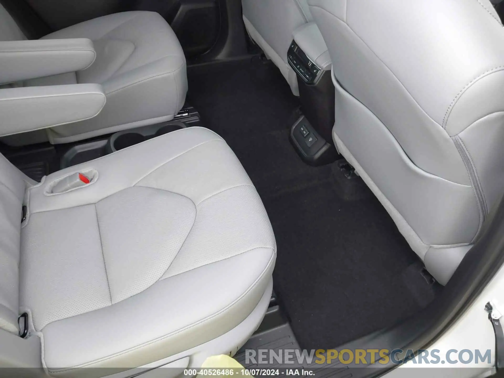 8 Фотография поврежденного автомобиля 5TDKDRAH4RS539608 TOYOTA HIGHLANDER 2024