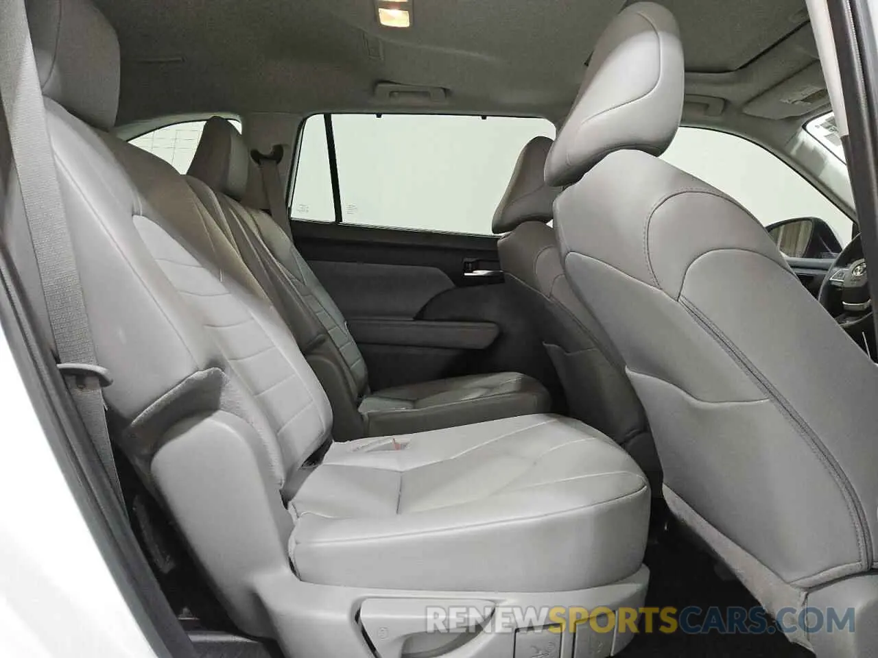 11 Фотография поврежденного автомобиля 5TDKDRAH5RS054524 TOYOTA HIGHLANDER 2024