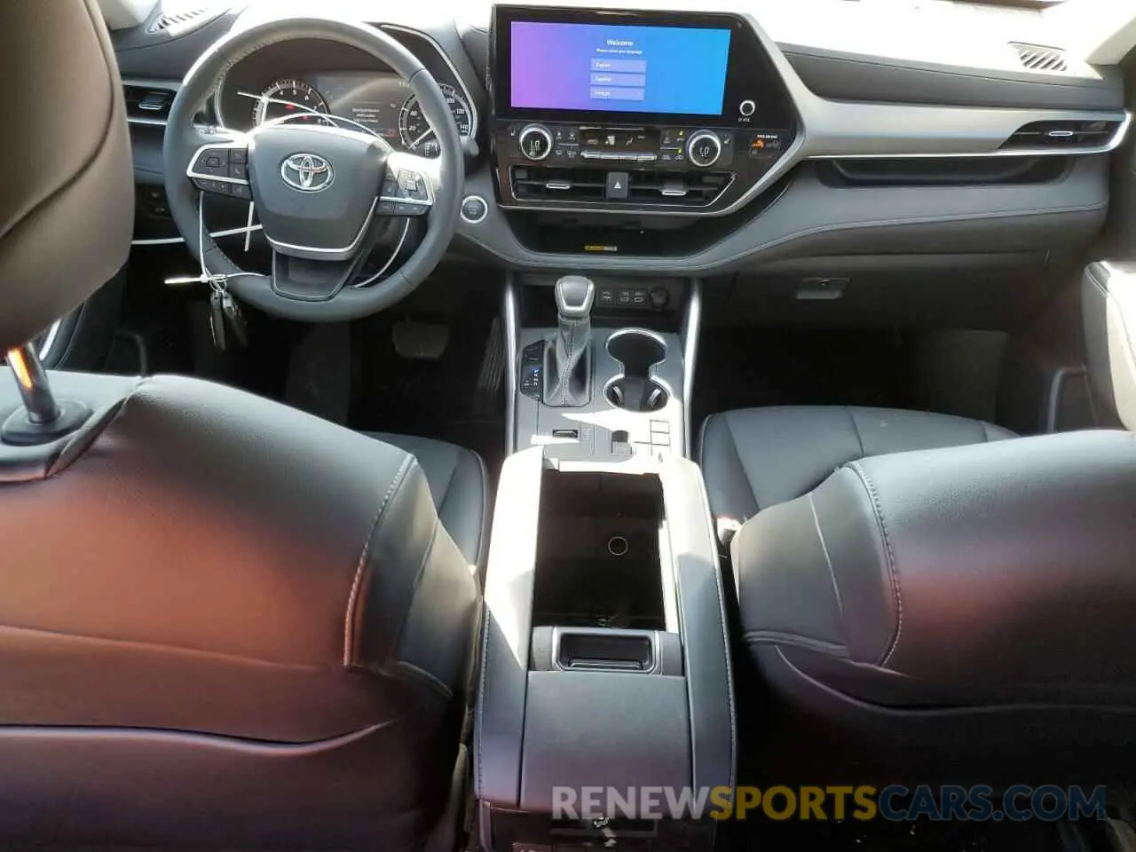 8 Фотография поврежденного автомобиля 5TDKDRAH5RS530903 TOYOTA HIGHLANDER 2024