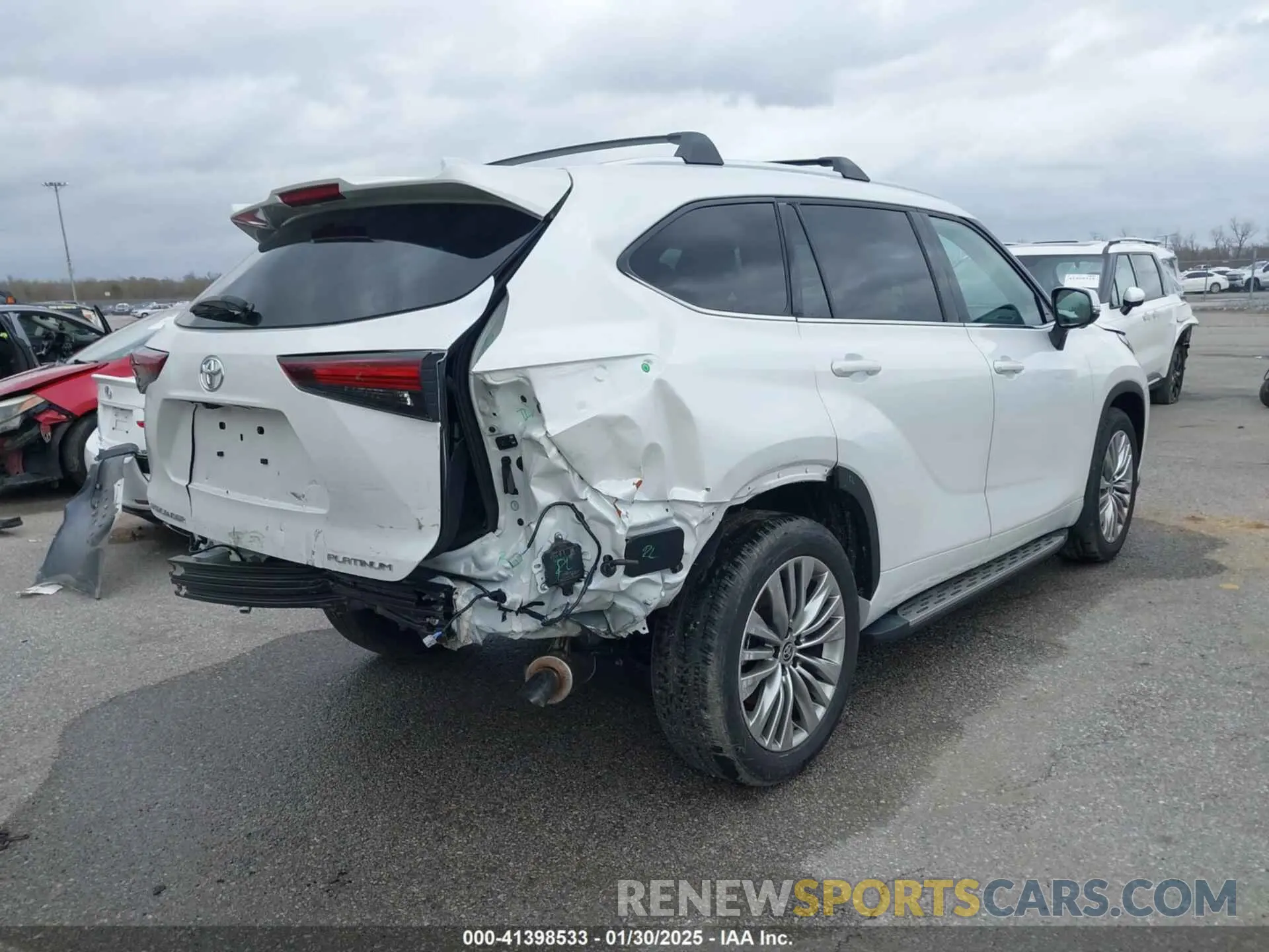 4 Фотография поврежденного автомобиля 5TDKDRAH6RS549413 TOYOTA HIGHLANDER 2024