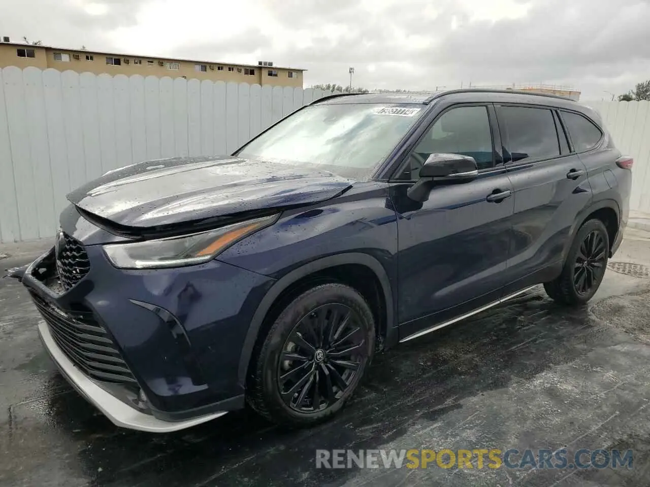 1 Photograph of a damaged car 5TDKDRAH8RS528143 TOYOTA HIGHLANDER 2024