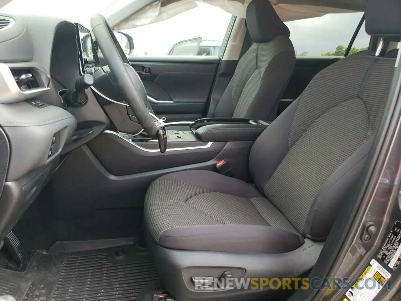 7 Фотография поврежденного автомобиля 5TDKDRAH9RS538454 TOYOTA HIGHLANDER 2024