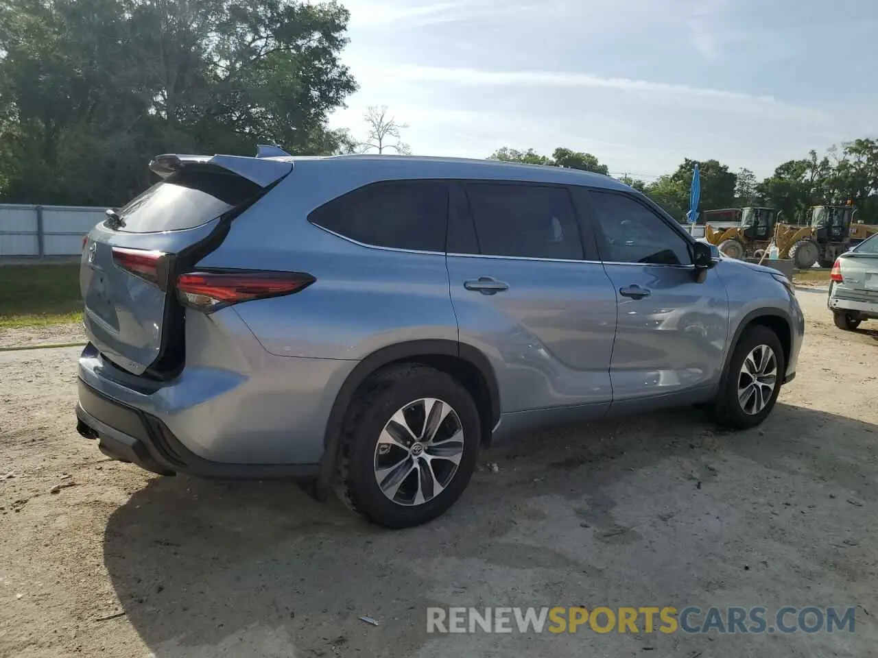 3 Photograph of a damaged car 5TDKDRAH9RS548529 TOYOTA HIGHLANDER 2024
