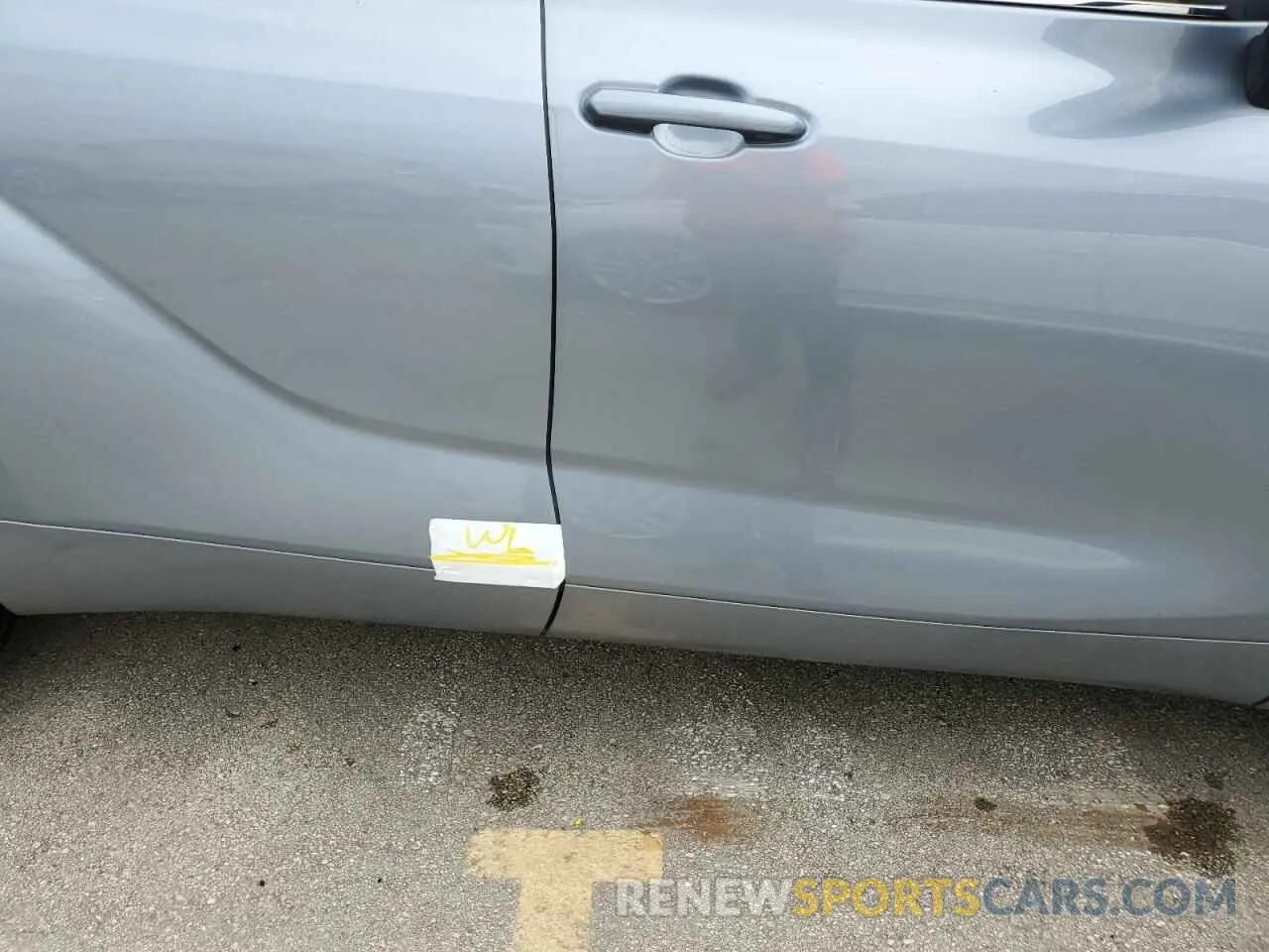 13 Photograph of a damaged car 5TDKDRAHXRS530685 TOYOTA HIGHLANDER 2024