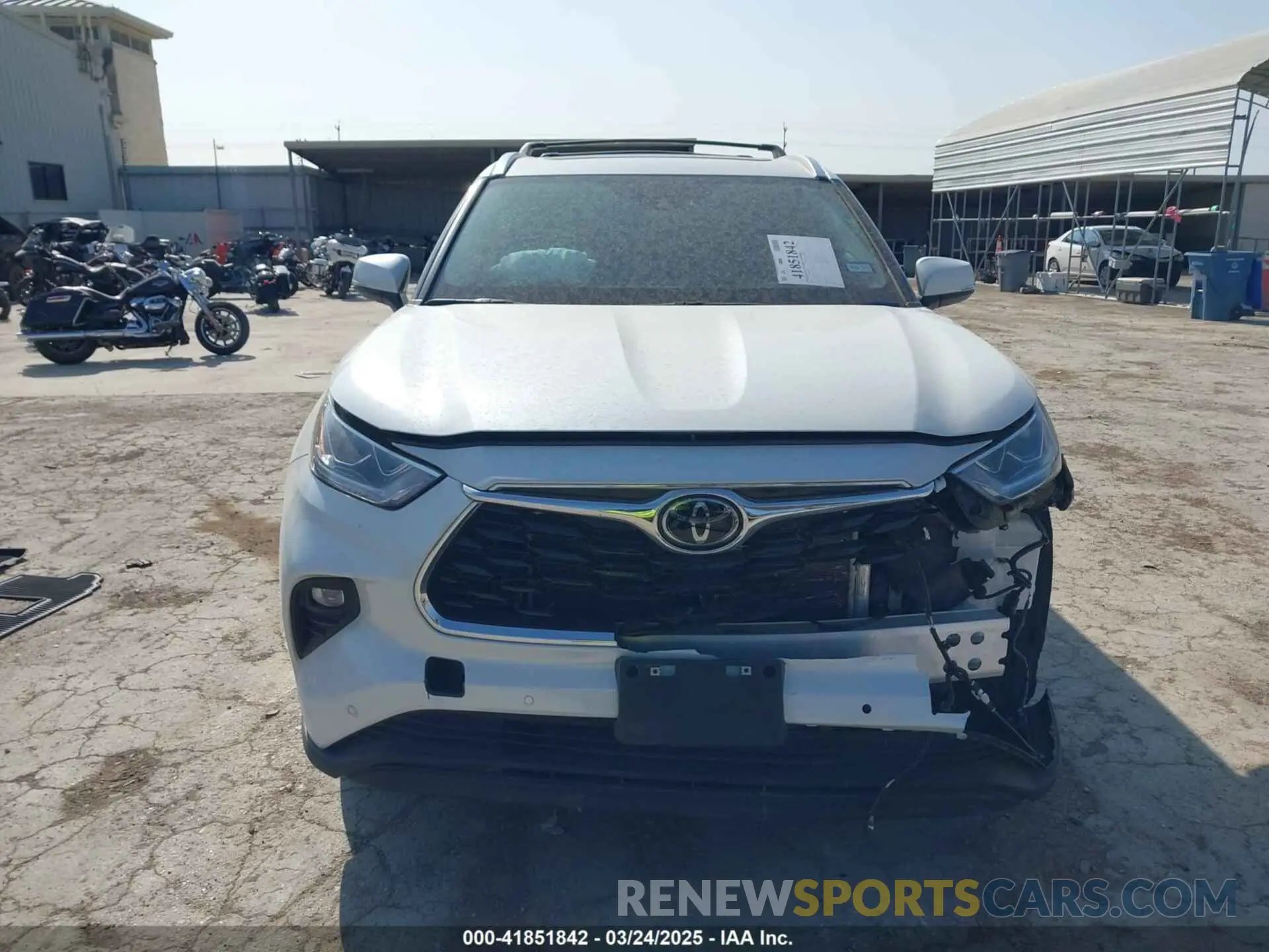 12 Фотография поврежденного автомобиля 5TDKDRAHXRS534302 TOYOTA HIGHLANDER 2024