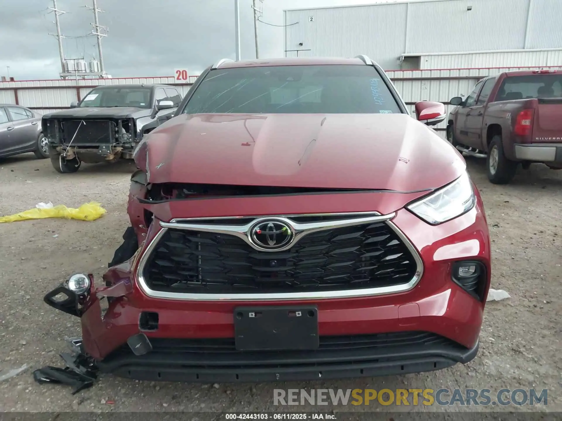12 Фотография поврежденного автомобиля 5TDKDRBH1RS561550 TOYOTA HIGHLANDER 2024