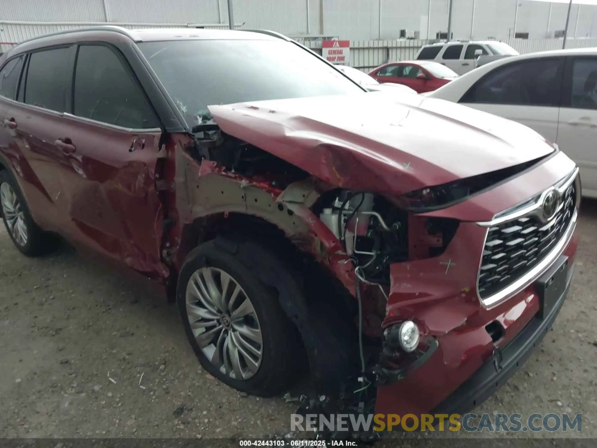 6 Фотография поврежденного автомобиля 5TDKDRBH1RS561550 TOYOTA HIGHLANDER 2024