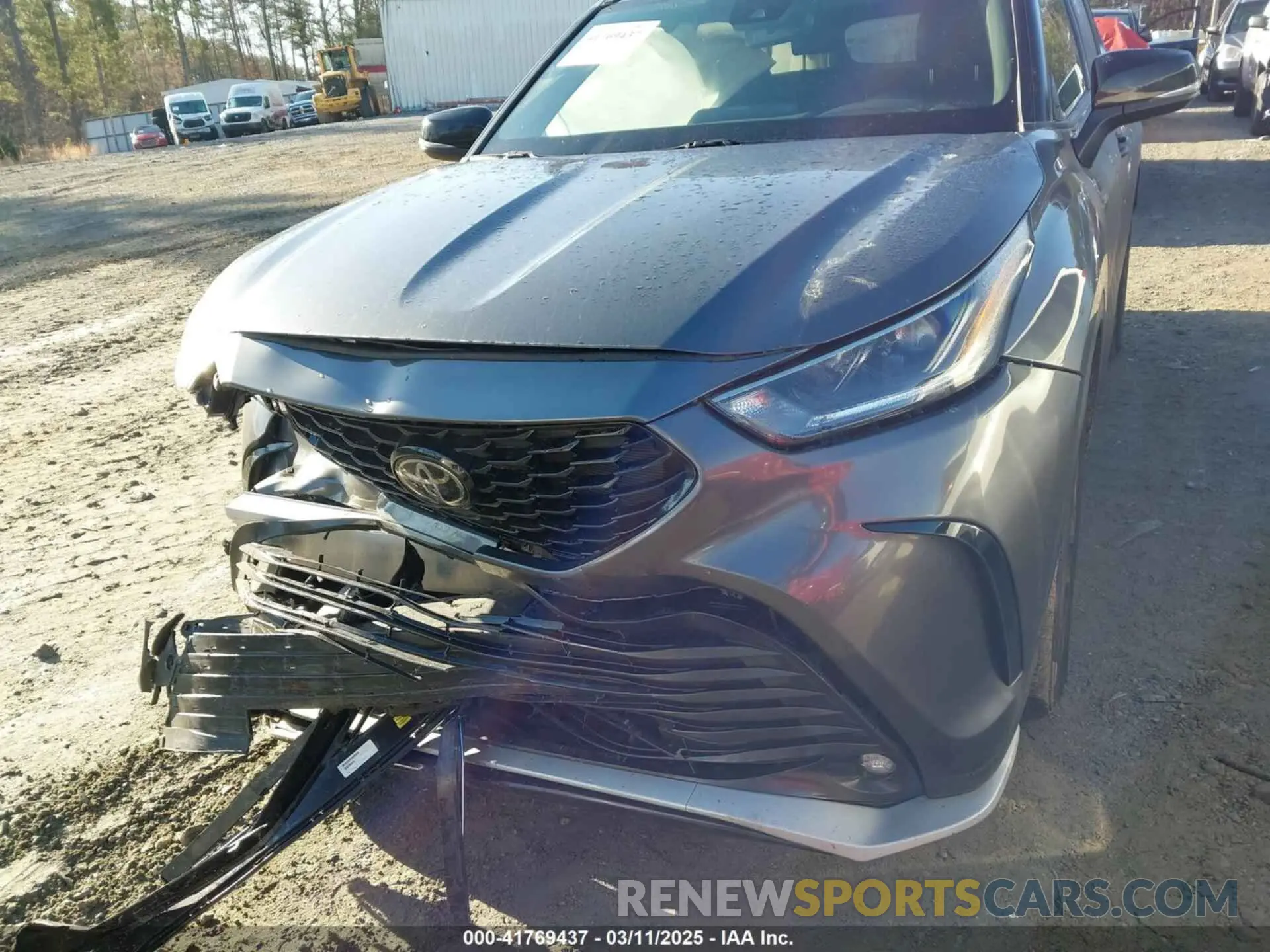 12 Photograph of a damaged car 5TDKDRBH3RS531823 TOYOTA HIGHLANDER 2024