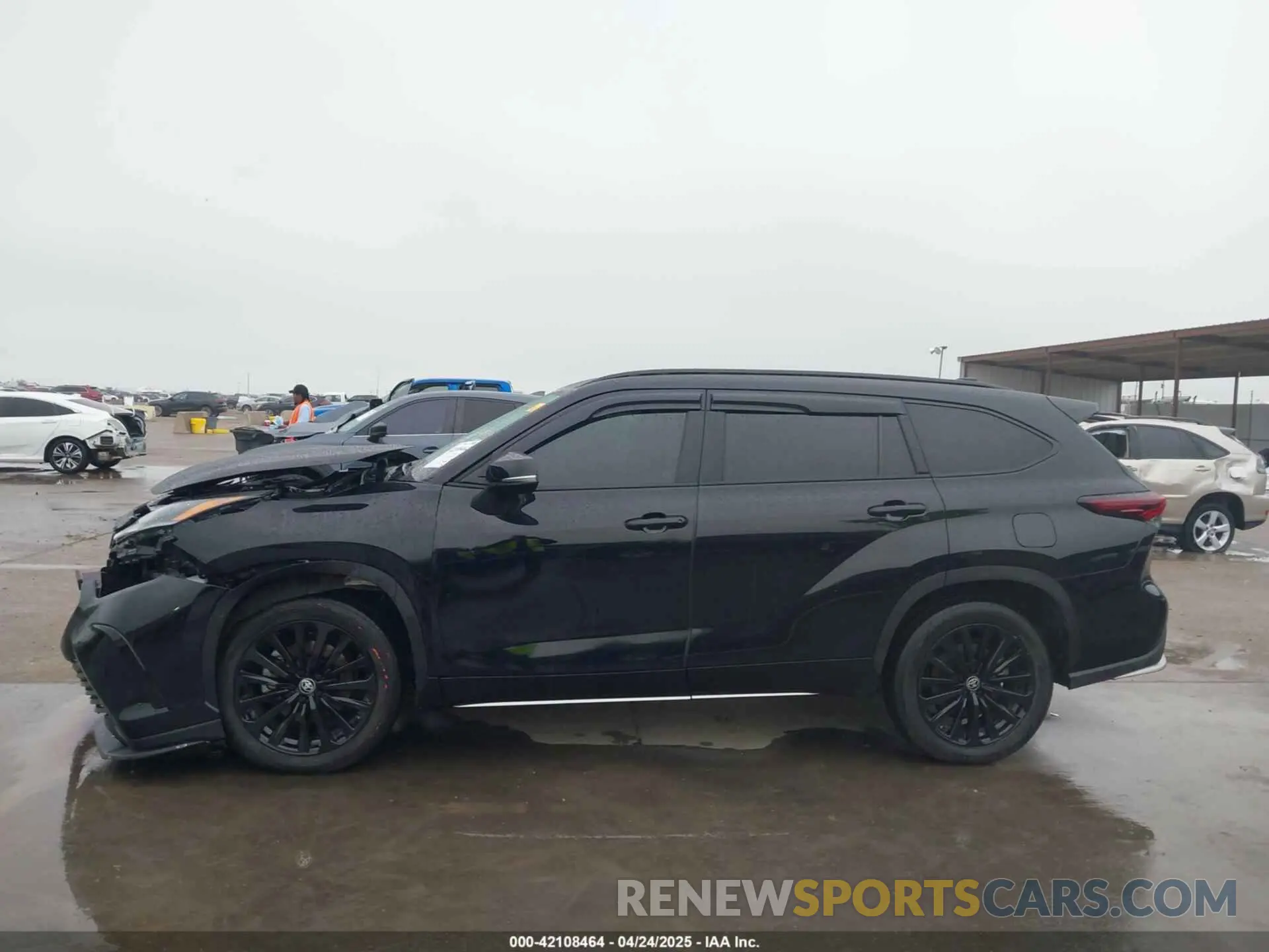 15 Photograph of a damaged car 5TDKDRBH3RS537184 TOYOTA HIGHLANDER 2024