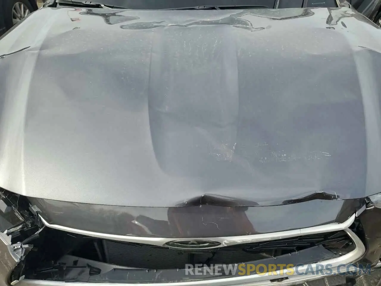 11 Photograph of a damaged car 5TDKDRBH5RS545156 TOYOTA HIGHLANDER 2024