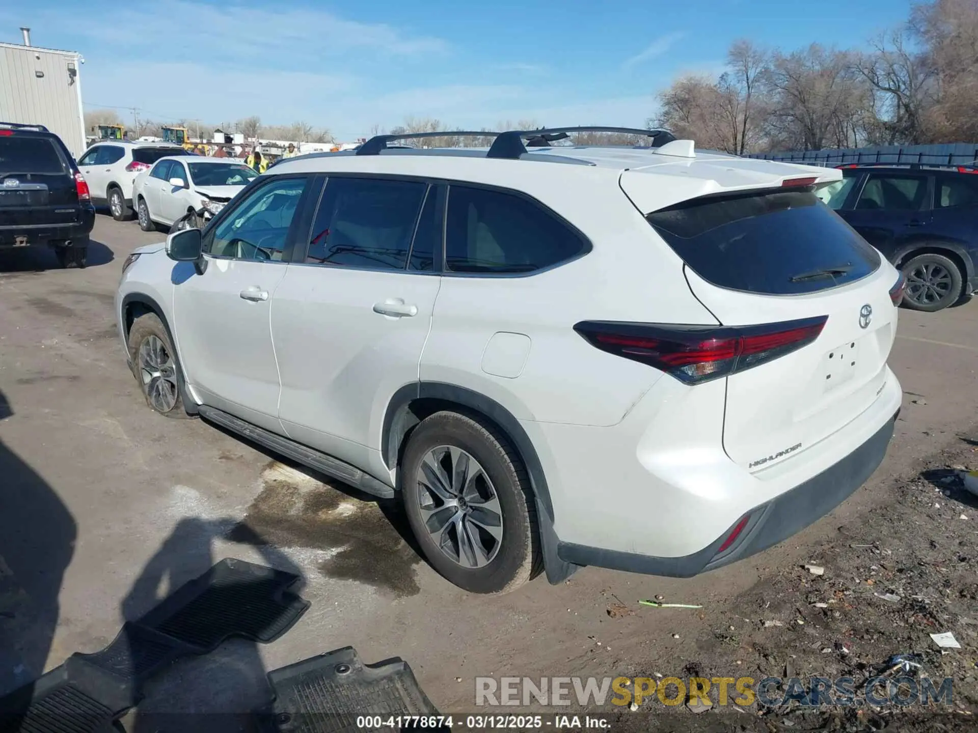 3 Фотография поврежденного автомобиля 5TDKDRBH5RS551491 TOYOTA HIGHLANDER 2024