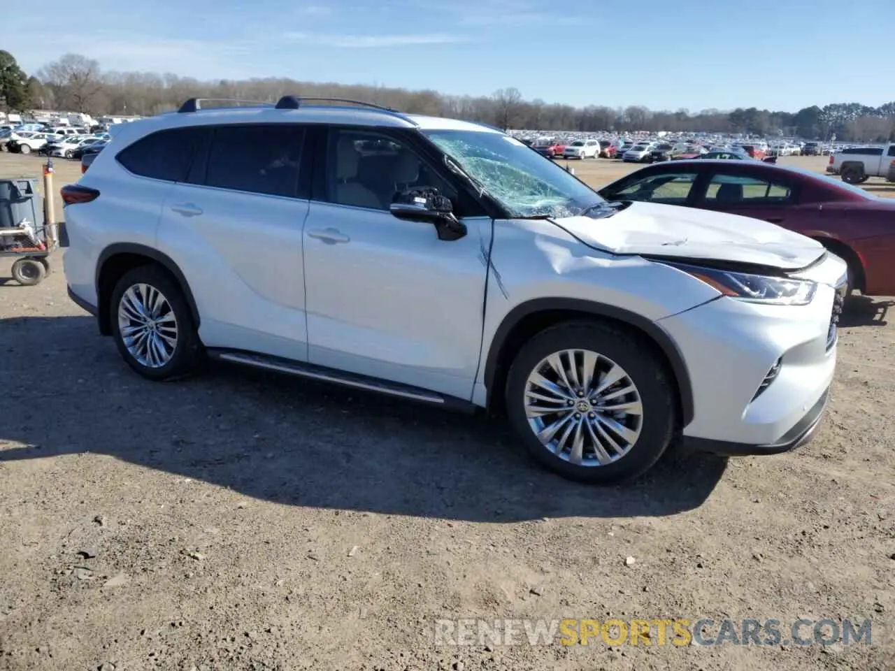 4 Фотография поврежденного автомобиля 5TDKDRBH5RS569375 TOYOTA HIGHLANDER 2024