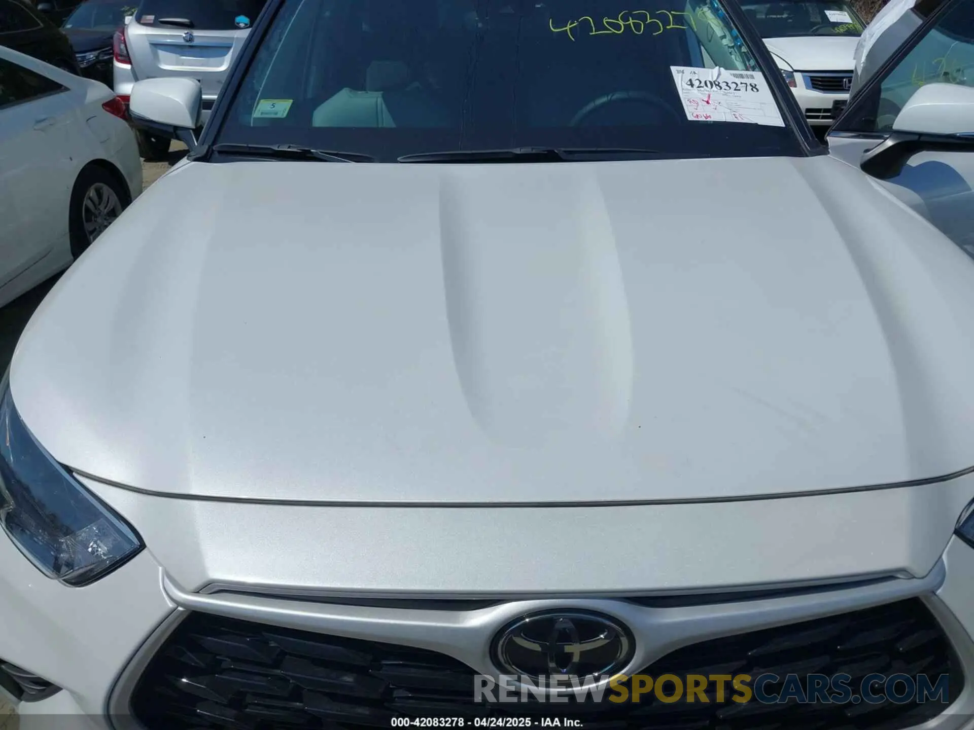 10 Photograph of a damaged car 5TDKDRBH6RS544226 TOYOTA HIGHLANDER 2024
