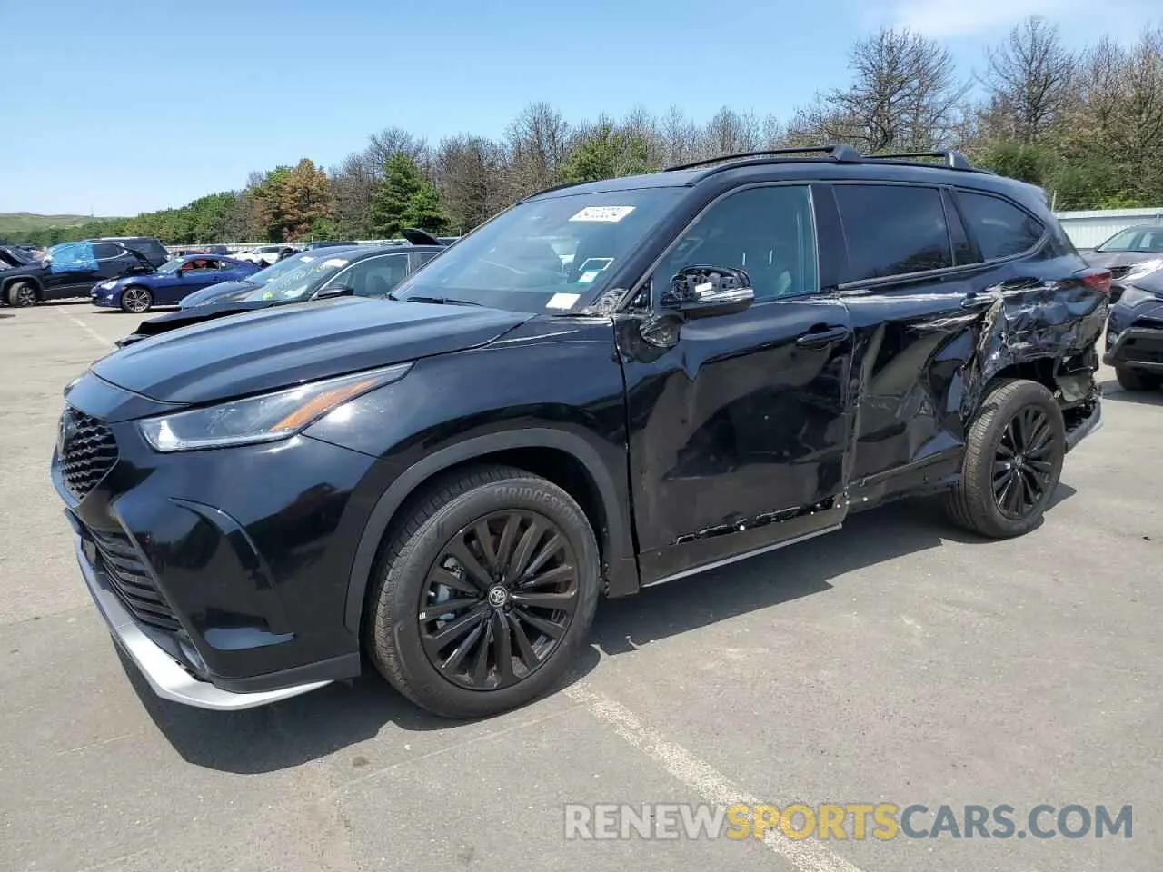 1 Photograph of a damaged car 5TDKDRBH6RS562161 TOYOTA HIGHLANDER 2024