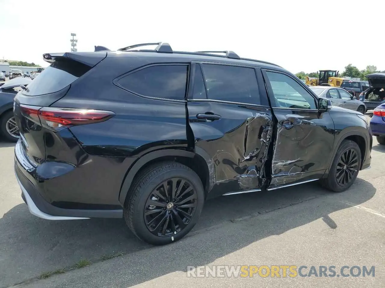 3 Photograph of a damaged car 5TDKDRBH6RS562161 TOYOTA HIGHLANDER 2024