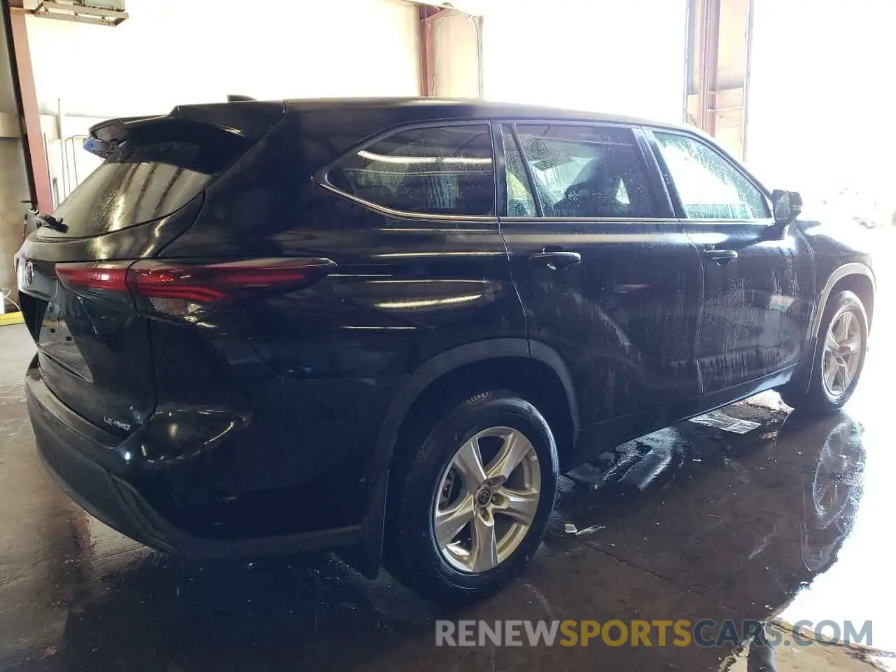 3 Photograph of a damaged car 5TDKDRBH6RS564525 TOYOTA HIGHLANDER 2024