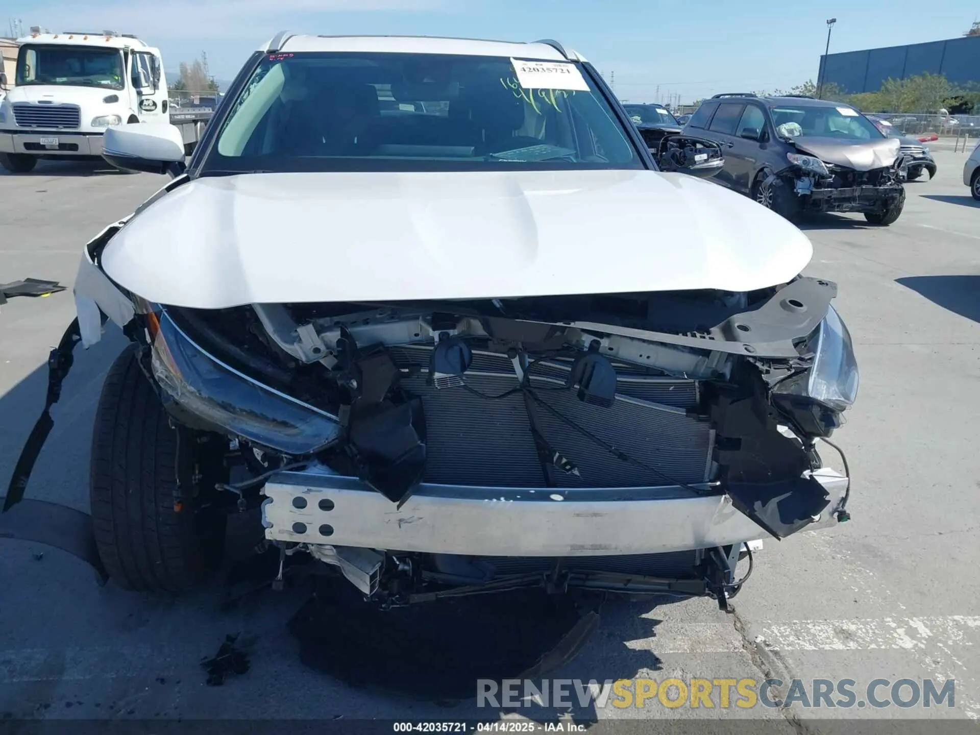 6 Photograph of a damaged car 5TDKDRBH7RS547443 TOYOTA HIGHLANDER 2024
