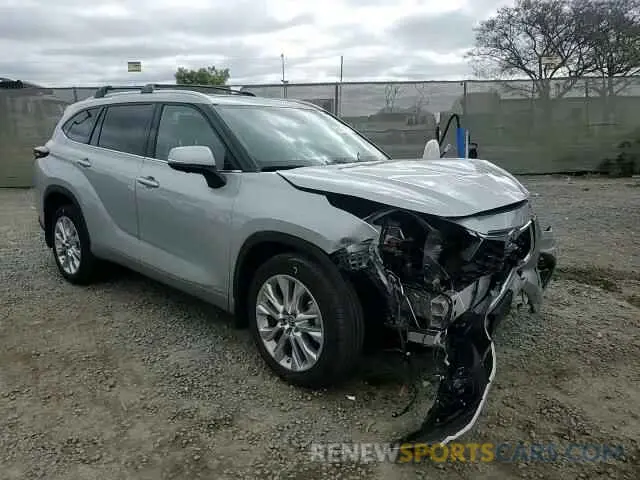 11 Photograph of a damaged car 5TDXBRCH1RS143290 TOYOTA HIGHLANDER 2024