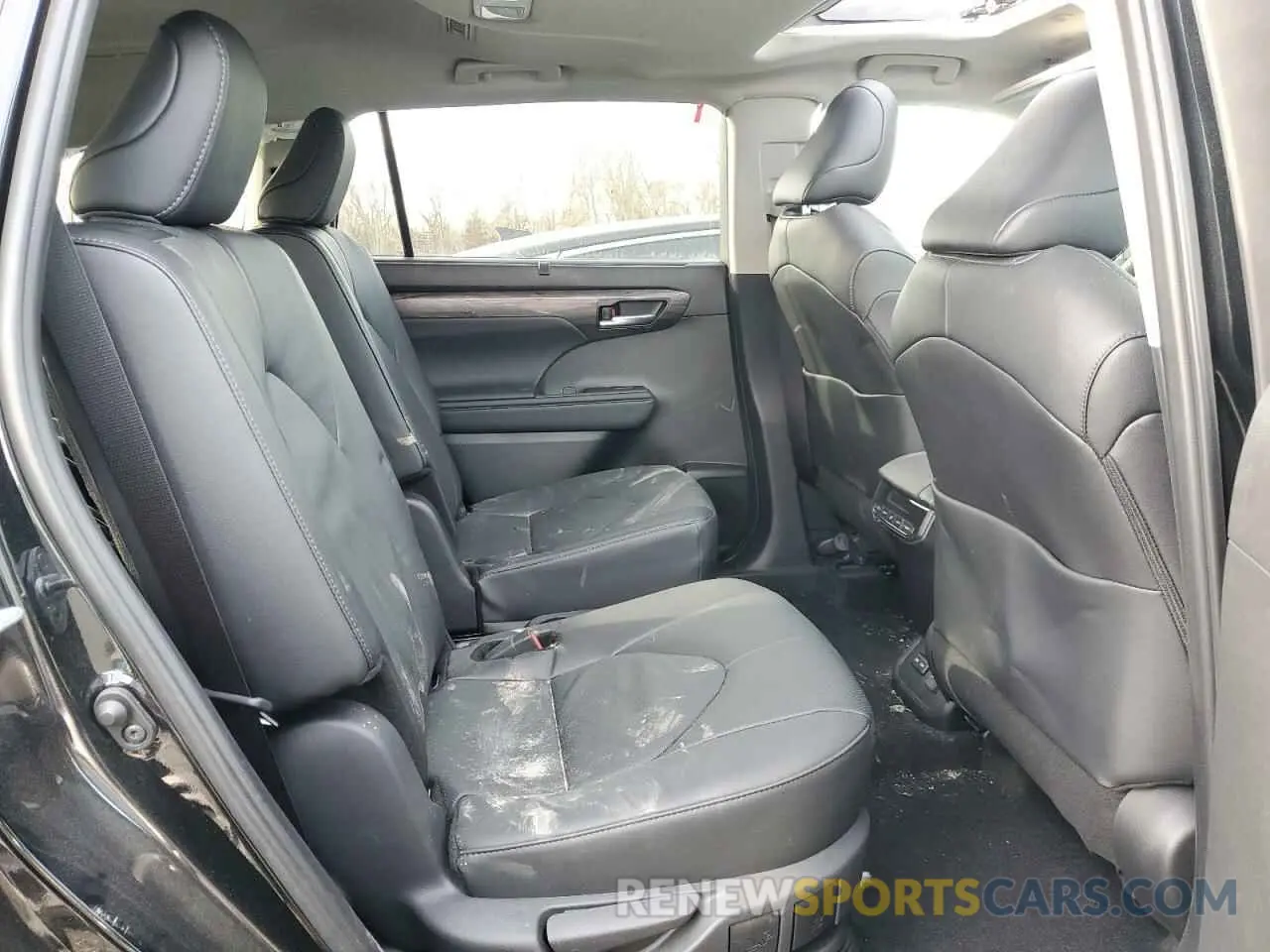 11 Фотография поврежденного автомобиля 5TDXBRCH2RS635276 TOYOTA HIGHLANDER 2024
