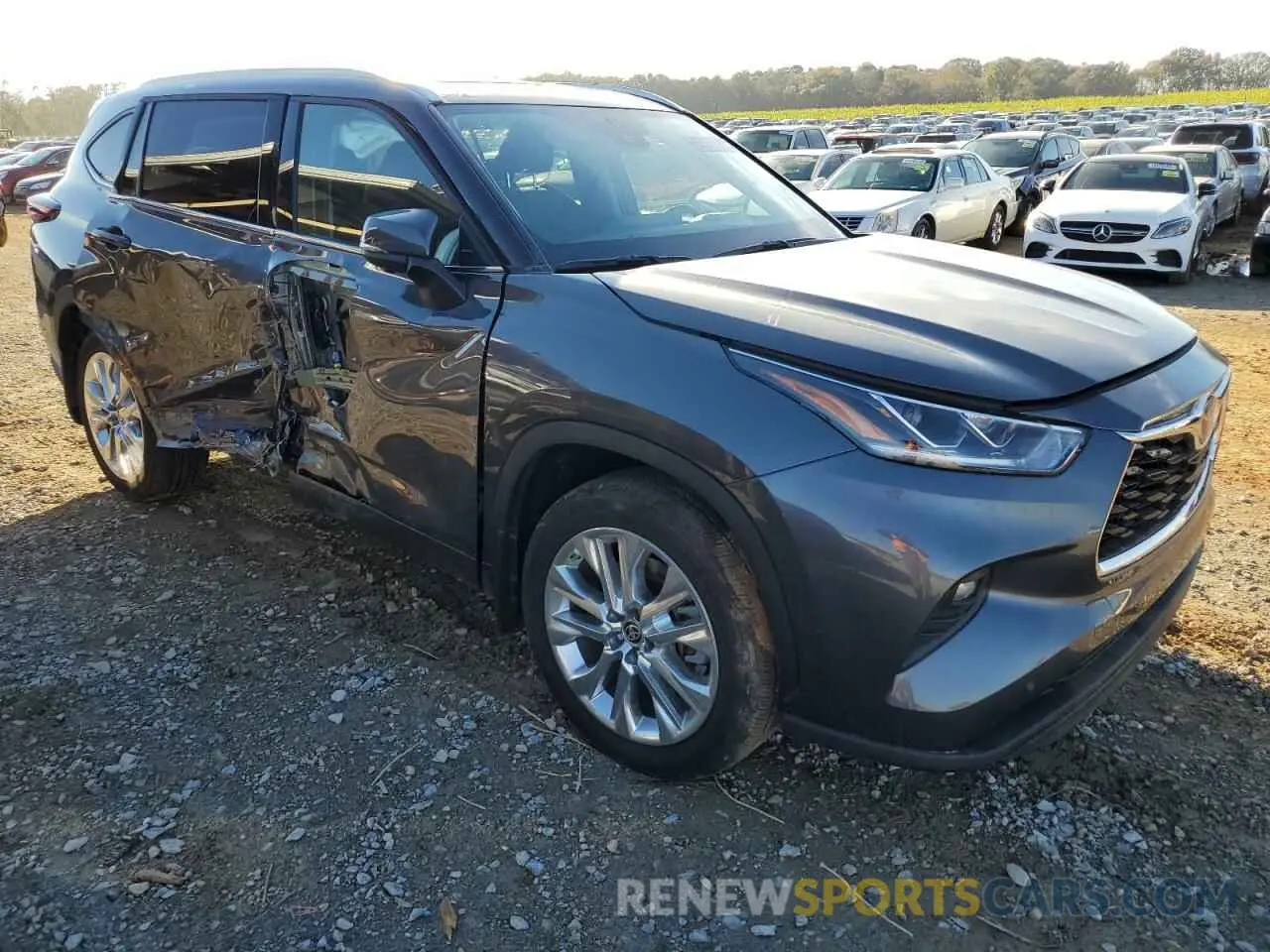 4 Photograph of a damaged car 5TDYARAH0RS531184 TOYOTA HIGHLANDER 2024