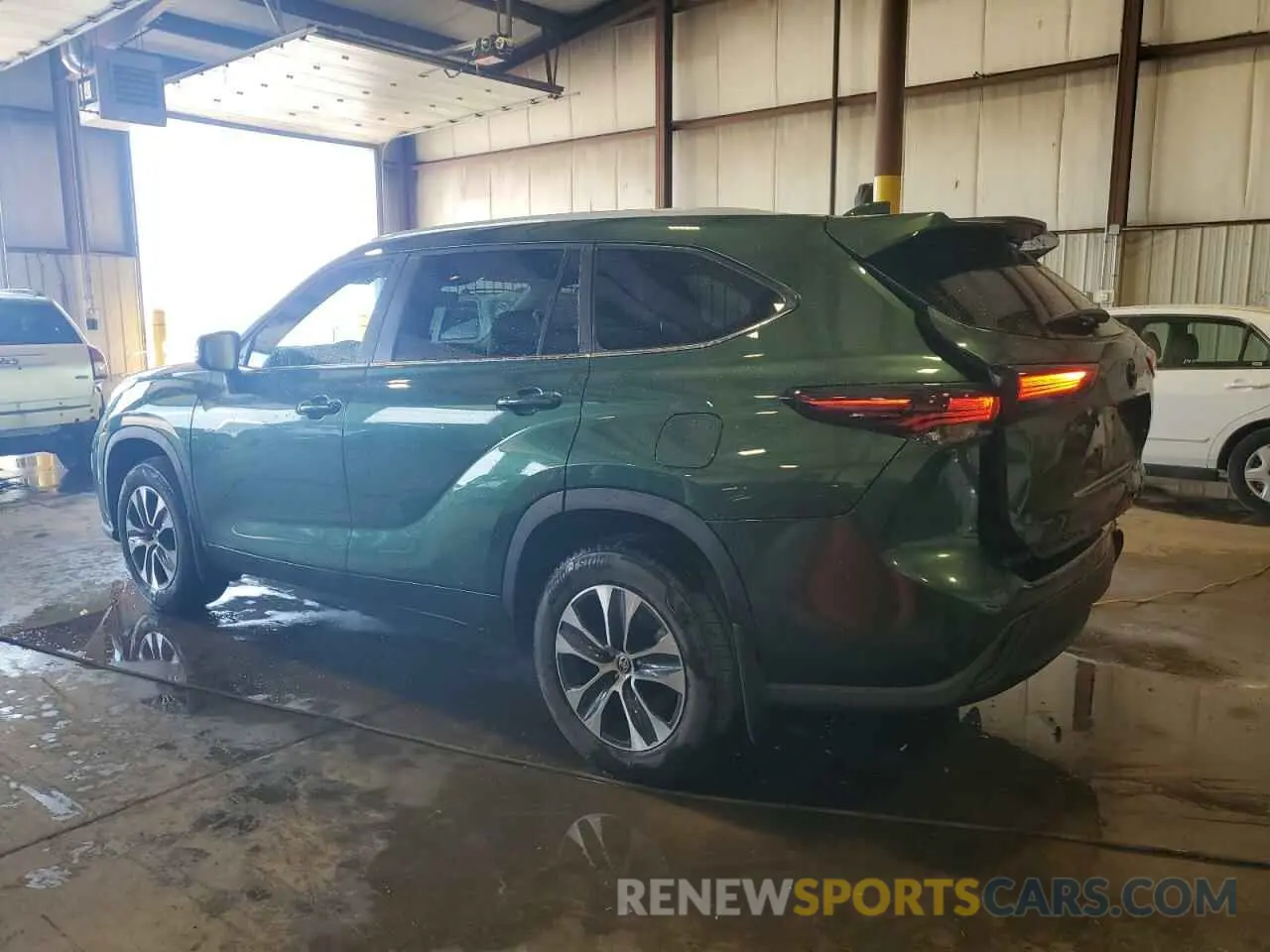 2 Фотография поврежденного автомобиля 5TDKDRBH0SS580984 TOYOTA HIGHLANDER 2025