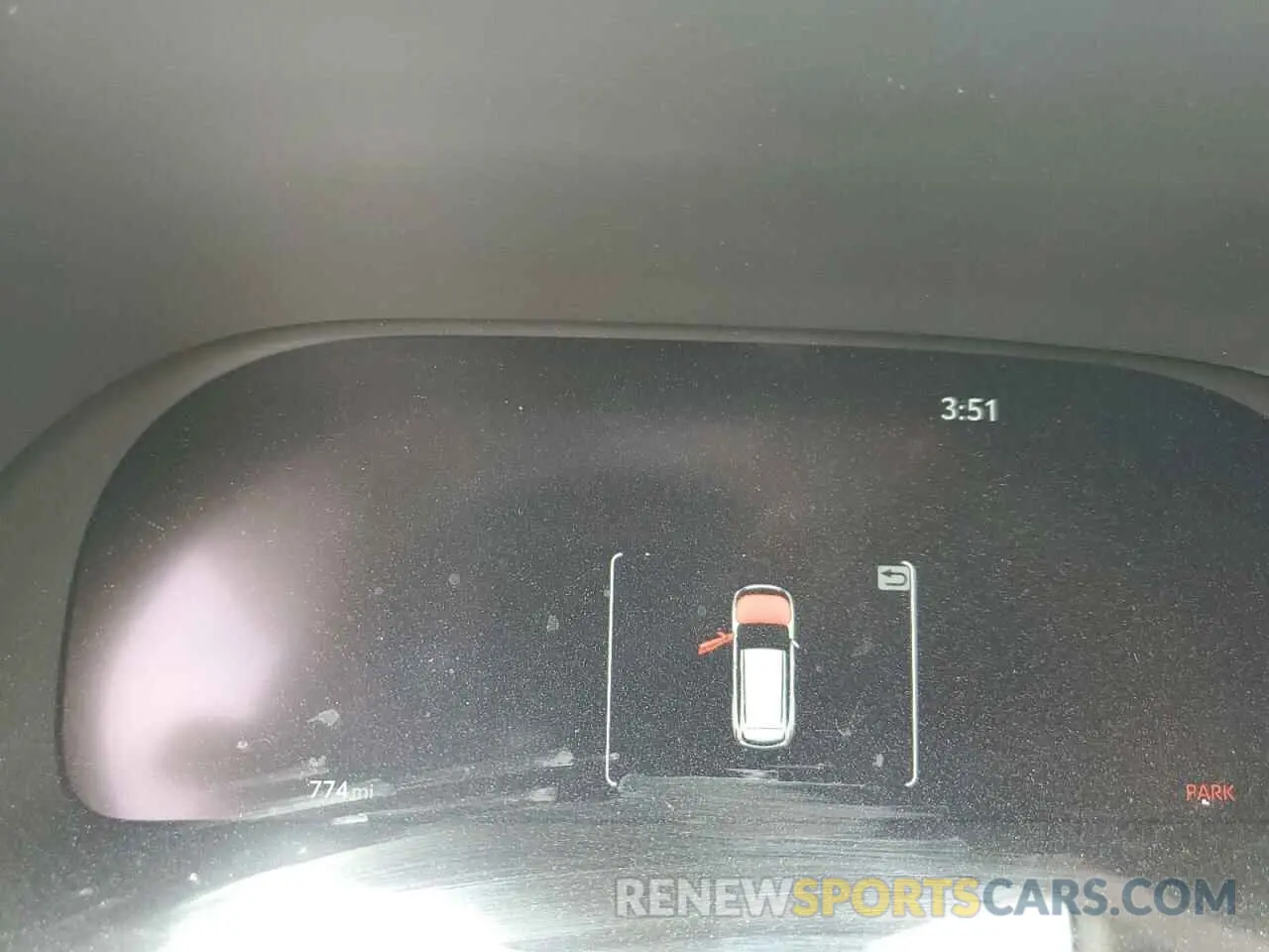 9 Photograph of a damaged car 5TDXBRCH0SS668024 TOYOTA HIGHLANDER 2025