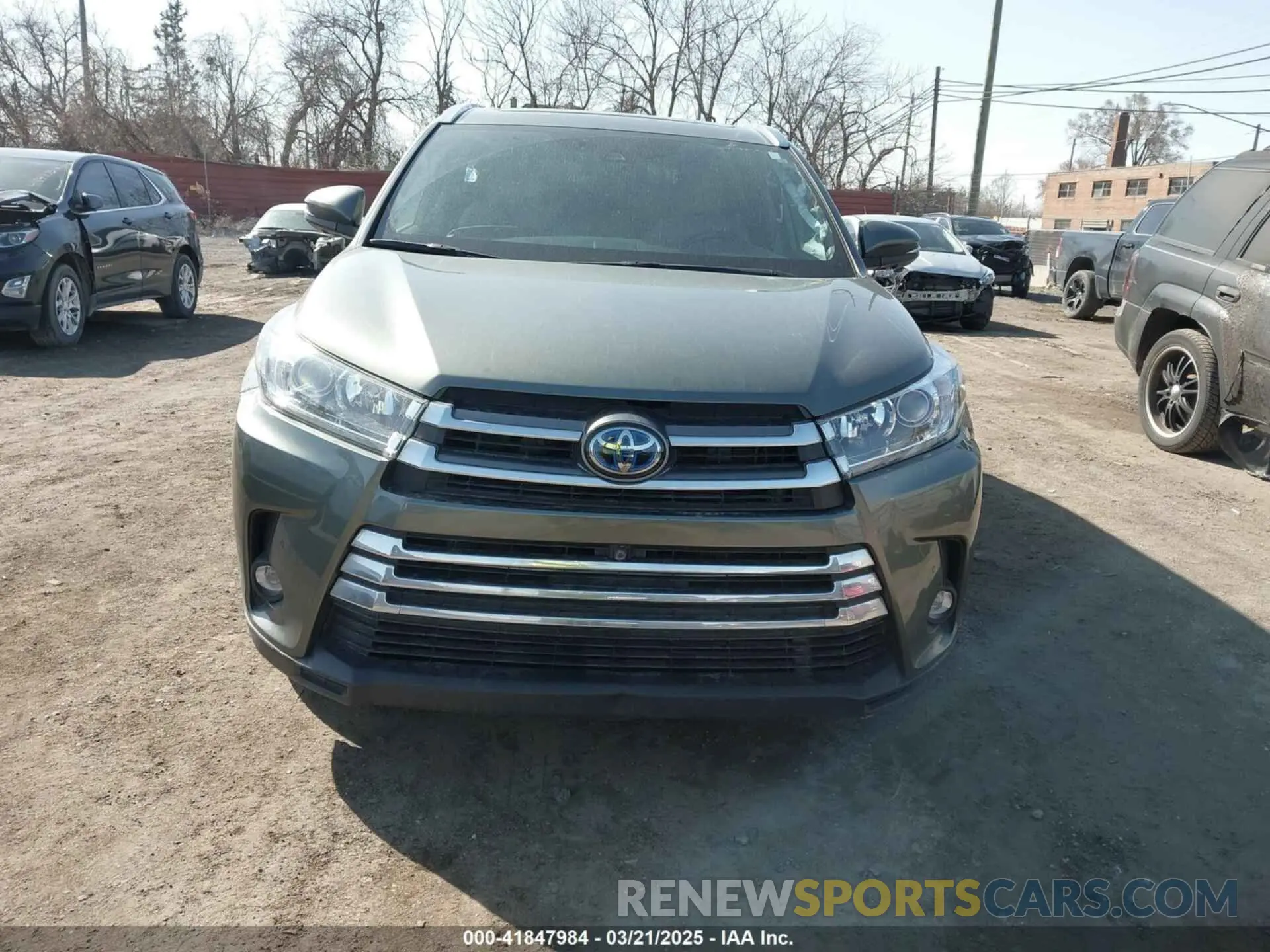 12 Photograph of a damaged car 5TDDGRFH1KS078527 TOYOTA HIGHLANDER HYBRID 2019