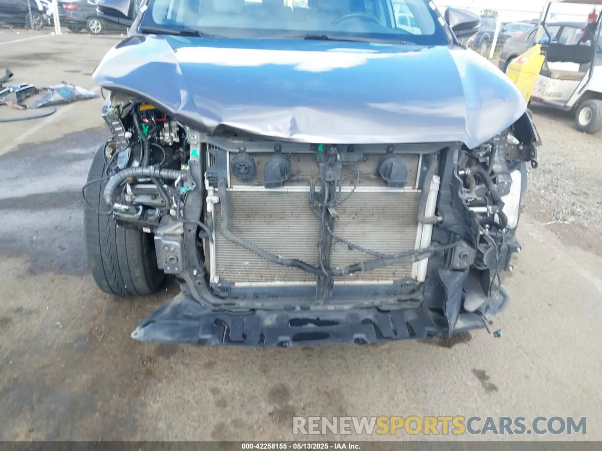 6 Photograph of a damaged car 5TDJGRFH6KS078946 TOYOTA HIGHLANDER HYBRID 2019