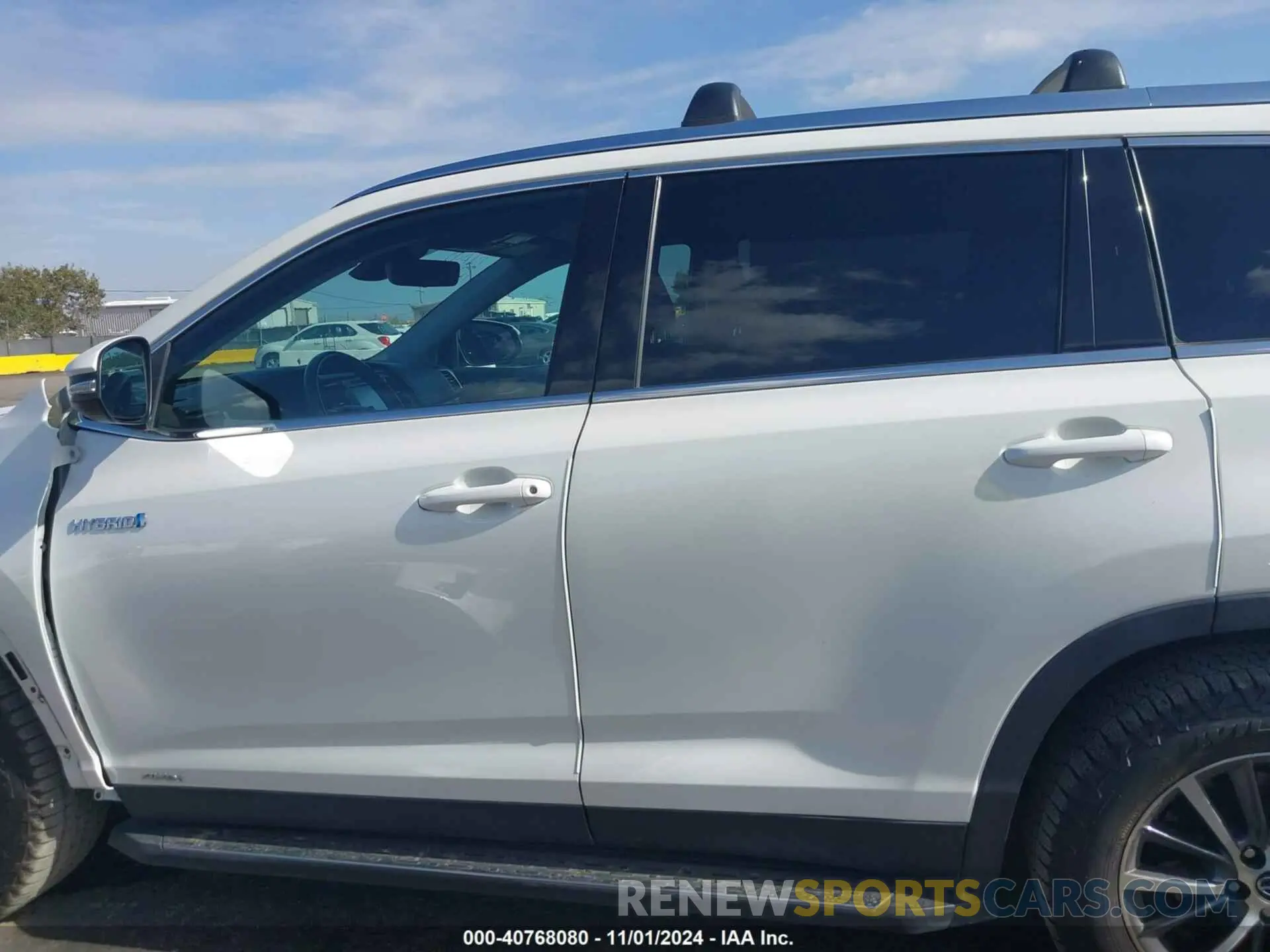 15 Photograph of a damaged car 5TDJGRFH7KS061928 TOYOTA HIGHLANDER HYBRID 2019