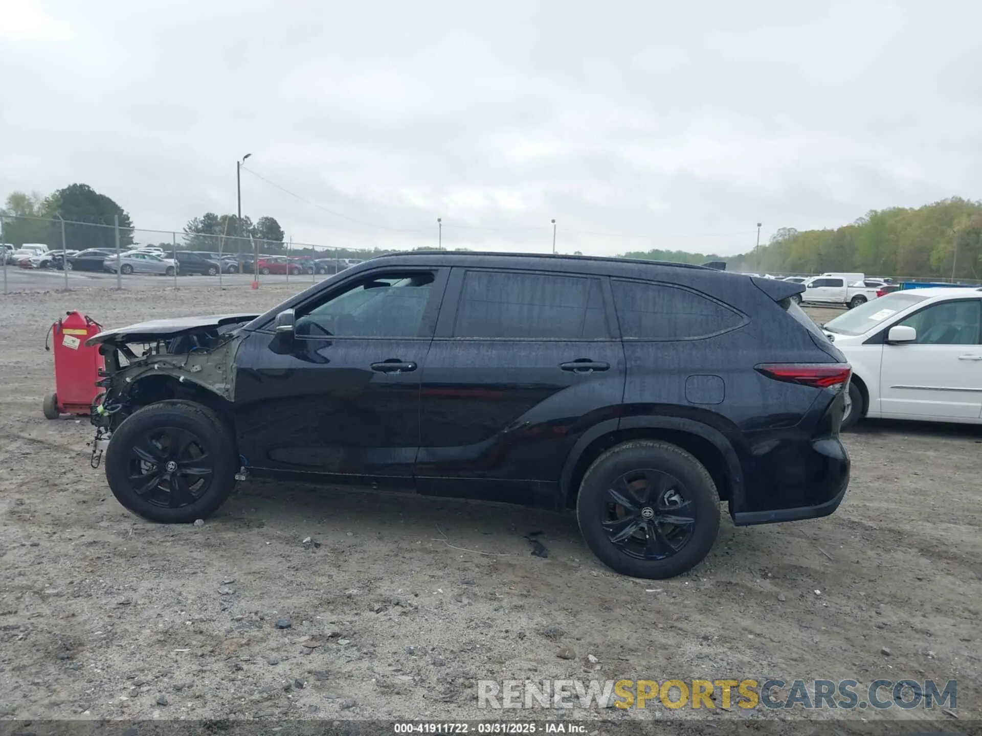 15 Photograph of a damaged car 5TDKARAH0RS534673 TOYOTA HIGHLANDER HYBRID 2024