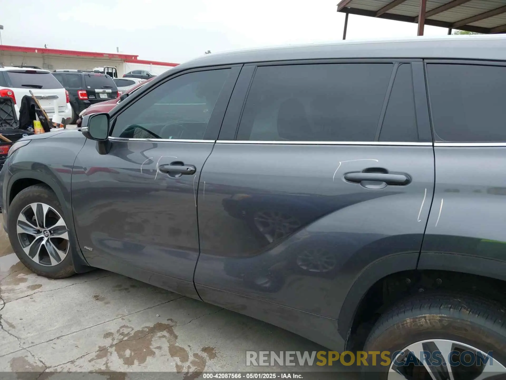 15 Photograph of a damaged car 5TDKBRCH2RS630718 TOYOTA HIGHLANDER HYBRID 2024
