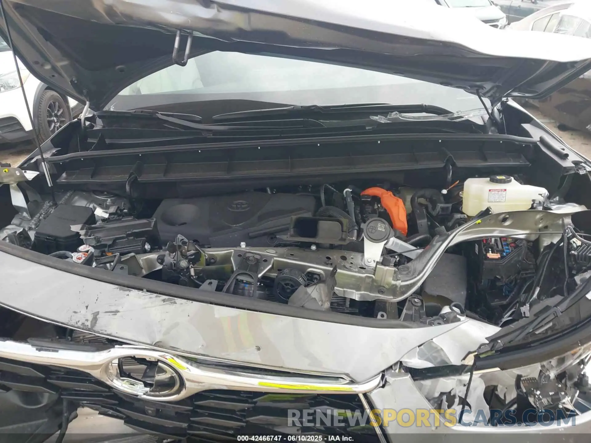 10 Photograph of a damaged car 5TDEBRCH5SS666048 TOYOTA HIGHLANDER HYBRID 2025