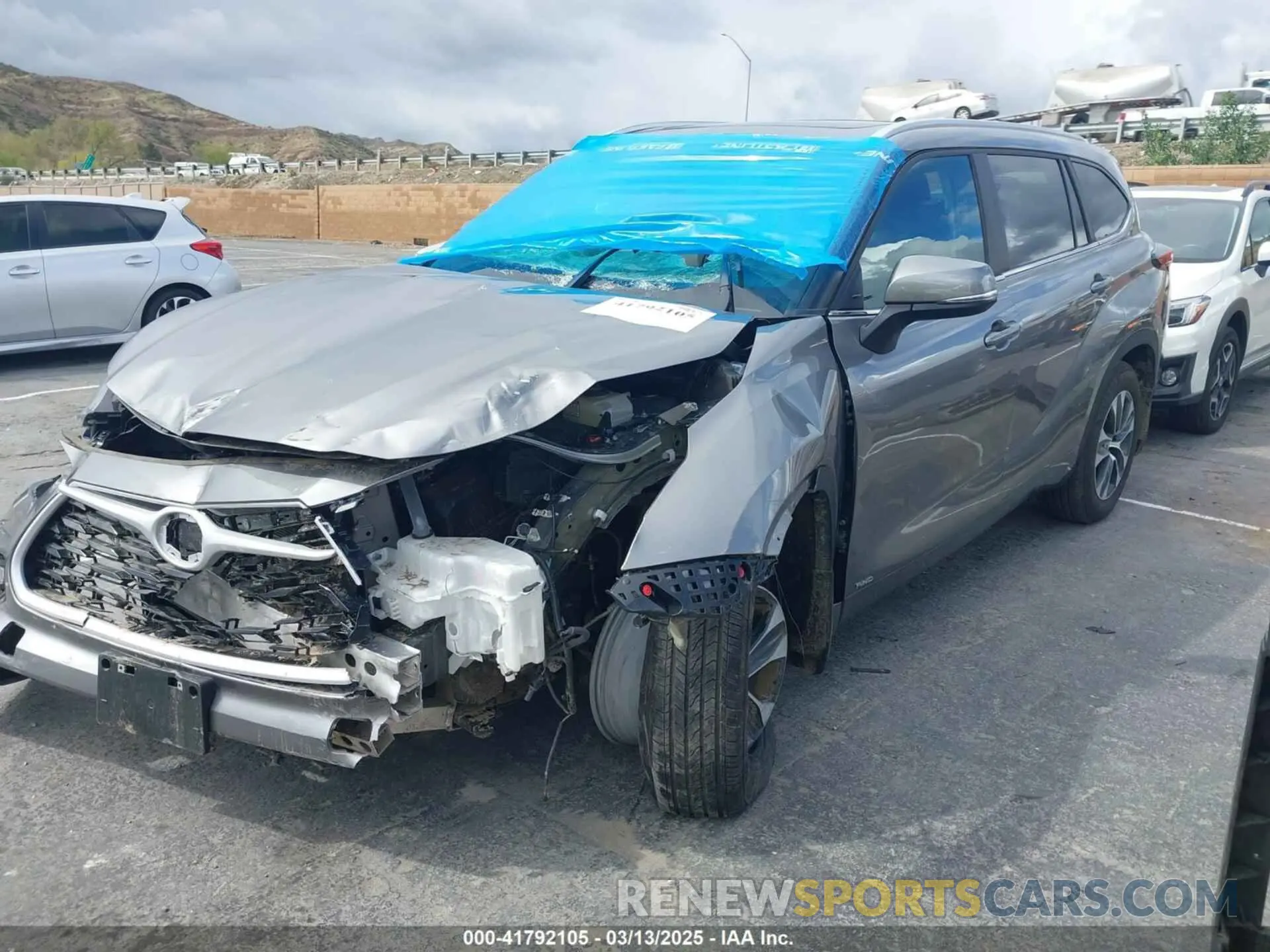 2 Photograph of a damaged car 5TDKBRCHXSS646154 TOYOTA HIGHLANDER HYBRID 2025
