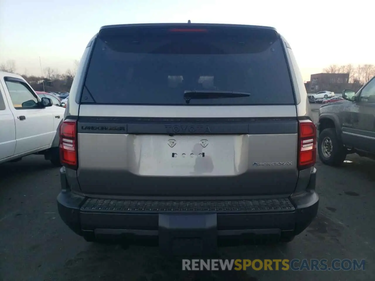 6 Фотография поврежденного автомобиля JTEABFAJ3RK010432 TOYOTA LAND CRUIS 2024