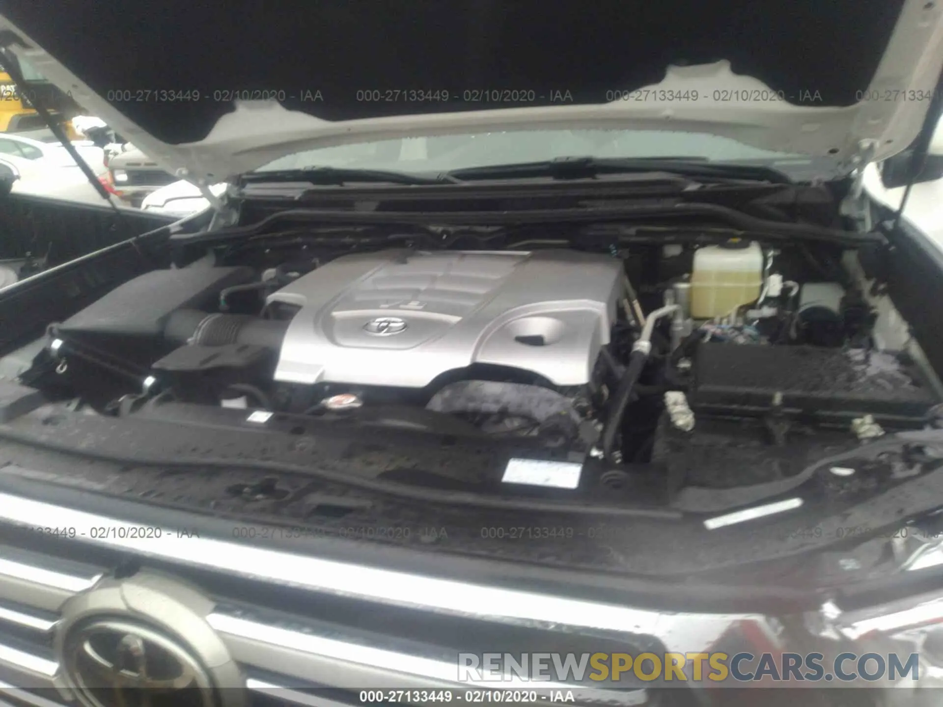 10 Photograph of a damaged car JTMCY7AJ4K4083174 TOYOTA LAND CRUISER 2019