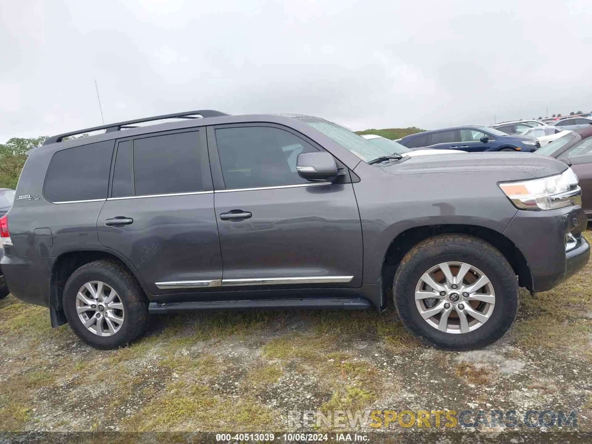 13 Photograph of a damaged car JTMCY7AJ2M4096296 TOYOTA LAND CRUISER 2021